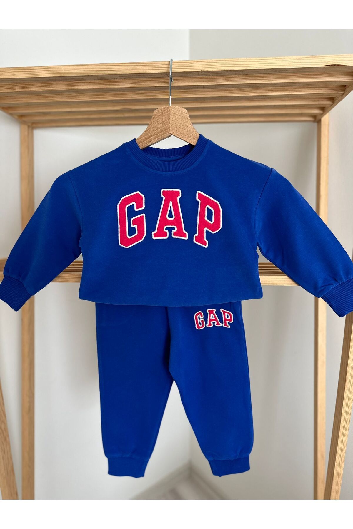 Gap baby sweatsuit 2025