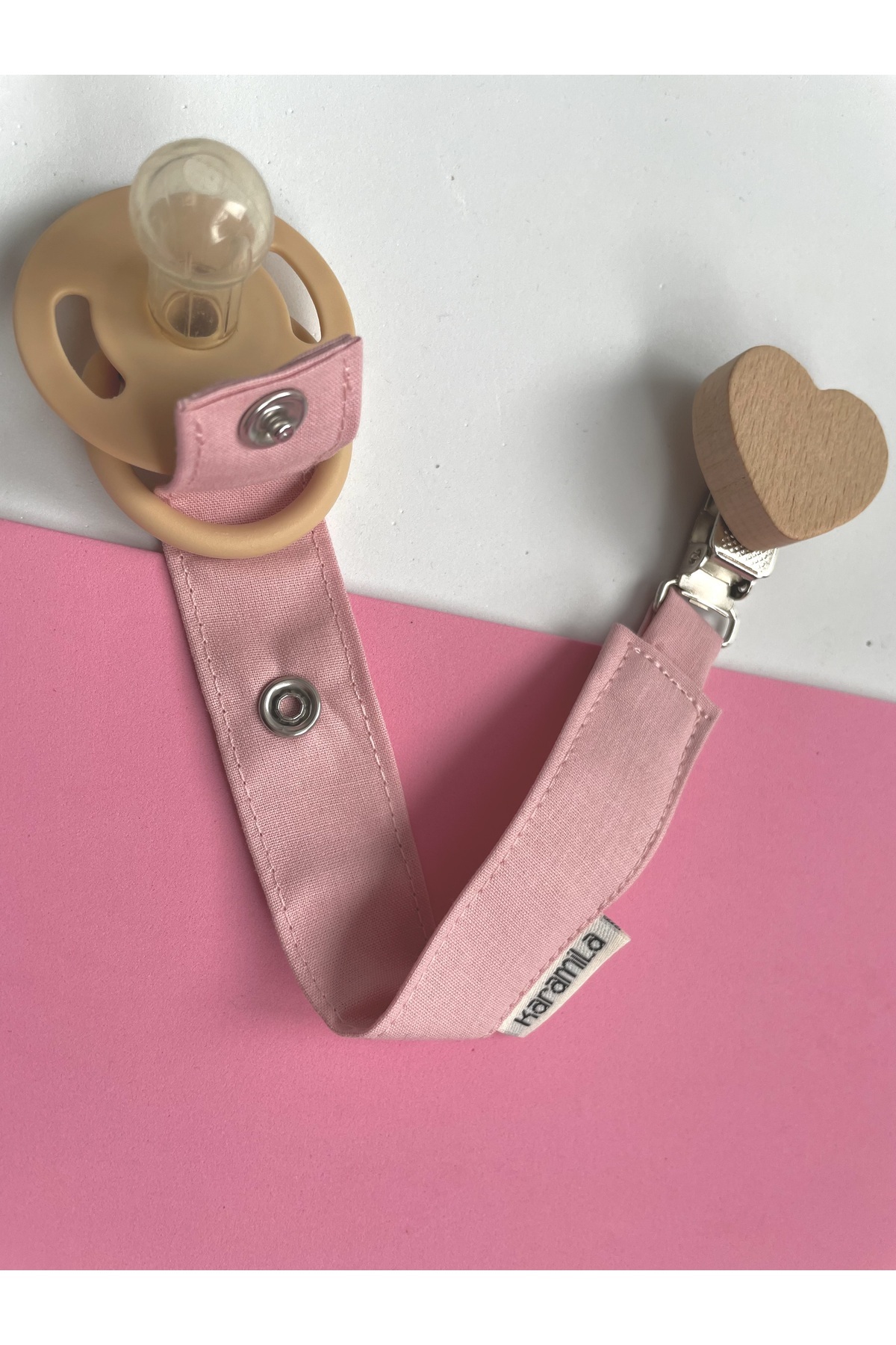 KARAMİLA Bebek Emzik Askısı Pembe - Bebek Emzik Zinciri %100 Pamuk - Ahşap Klips fotoğrafı 2 (önizleme)