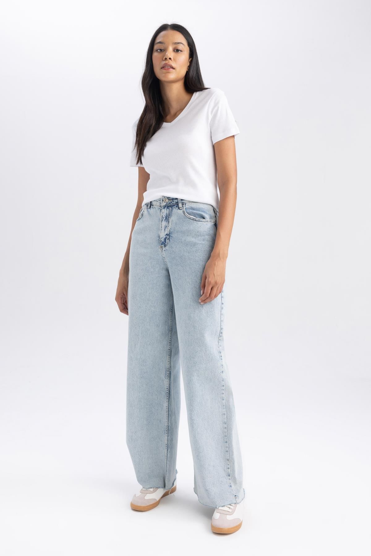 complete the look image