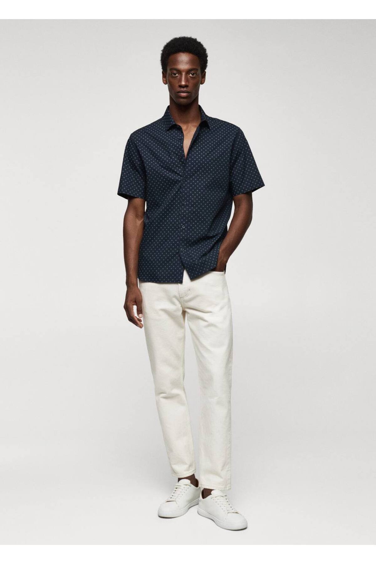 پیراهن مردانه آبی سرمه ای منگوMANGO Man | 57005792 اورجینال - تصویر 2