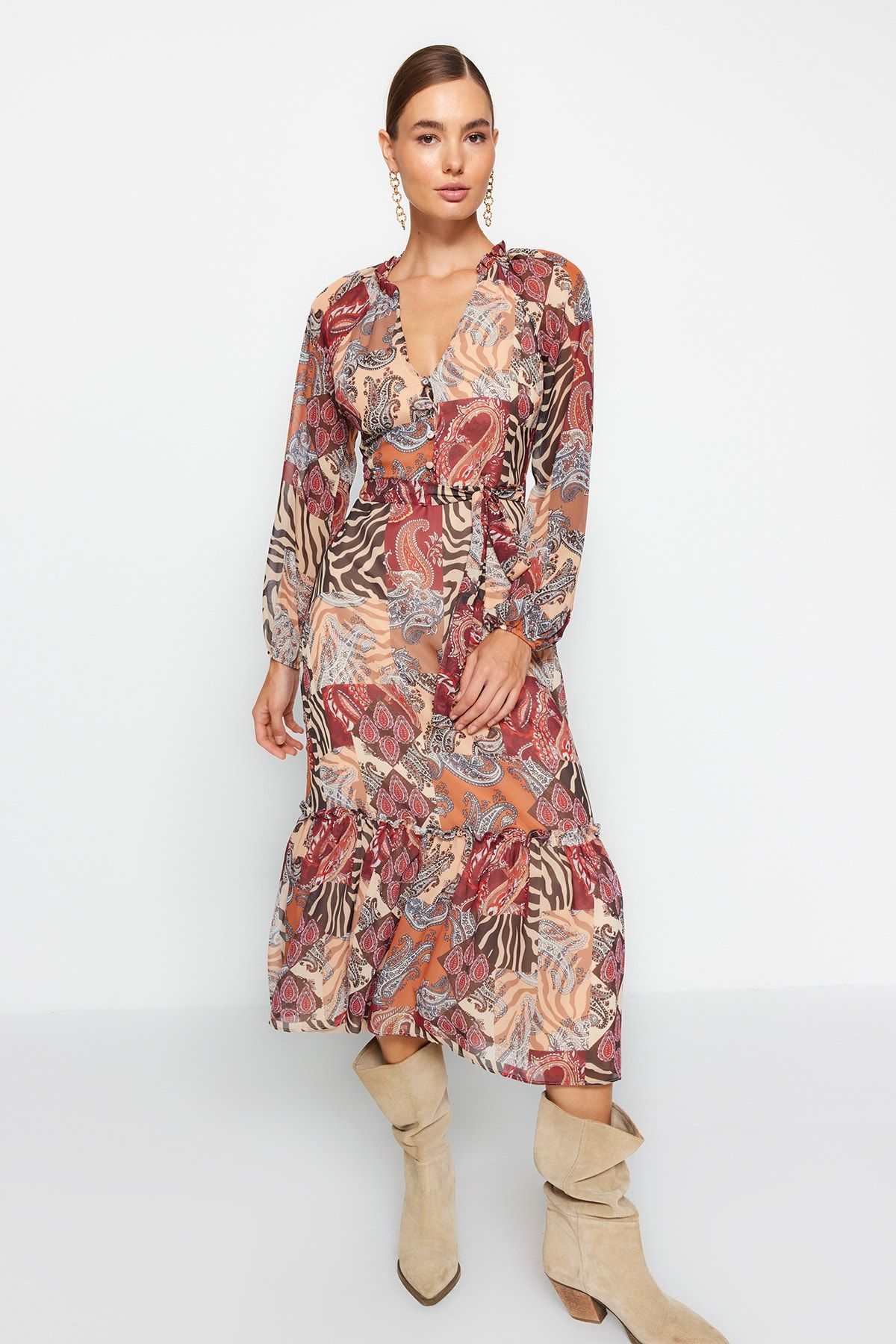Trendyol Collection-Mehrfarbiger Rock mit ethnischem Muster, Gürtel, Volant, gefüttertem Midi-Gewebekleid TWOAW24EL00356 8