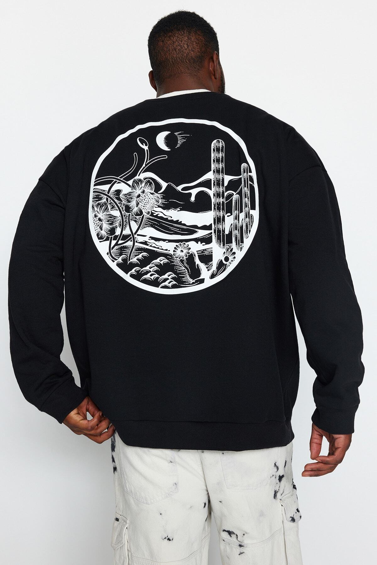 Trendyolmilla Man Siyah Büyük Beden Bisiklet Yaka Oversize/Geniş Kesim Sırt Baskı İçi Polar Sweatshirt TMNAW24AO00004