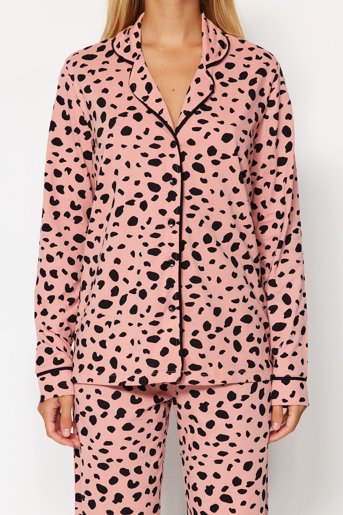 Trendyol Collection Leopárdmintás 100% pamut pizsama szett - ing és nadrág THMAW21PT0489