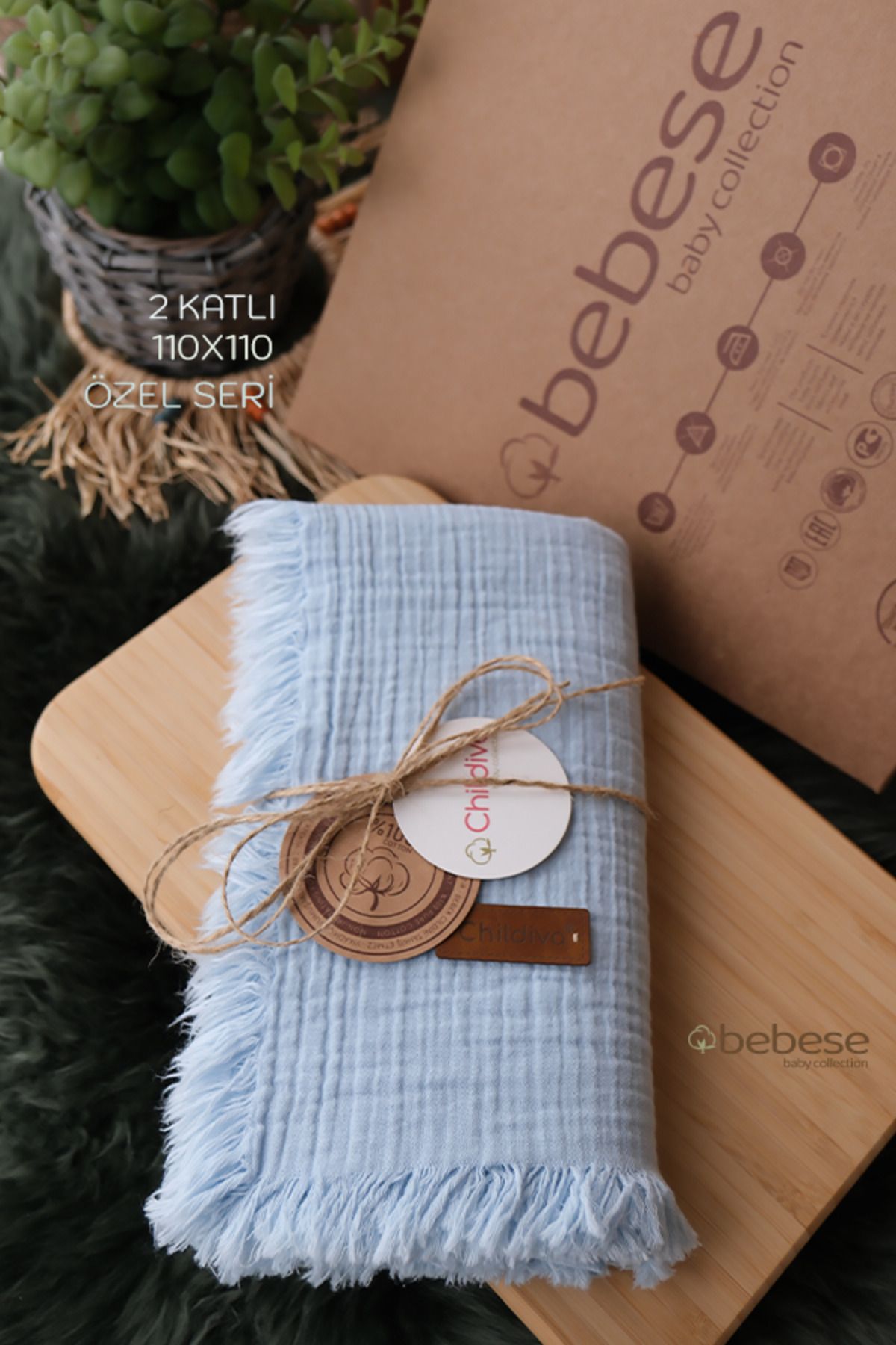 Double layer store muslin blanket