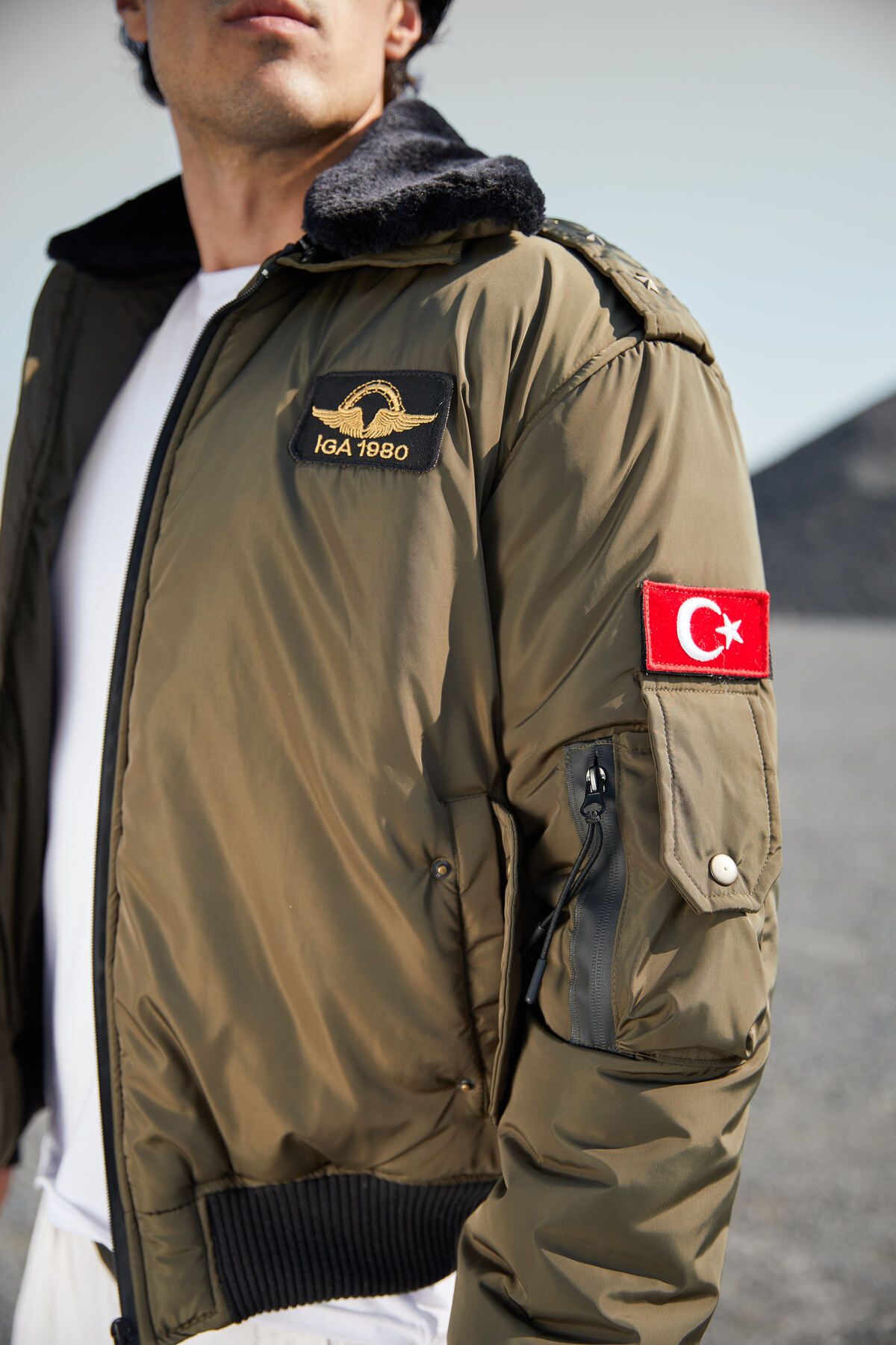 Pilot jacket with best sale epaulettes