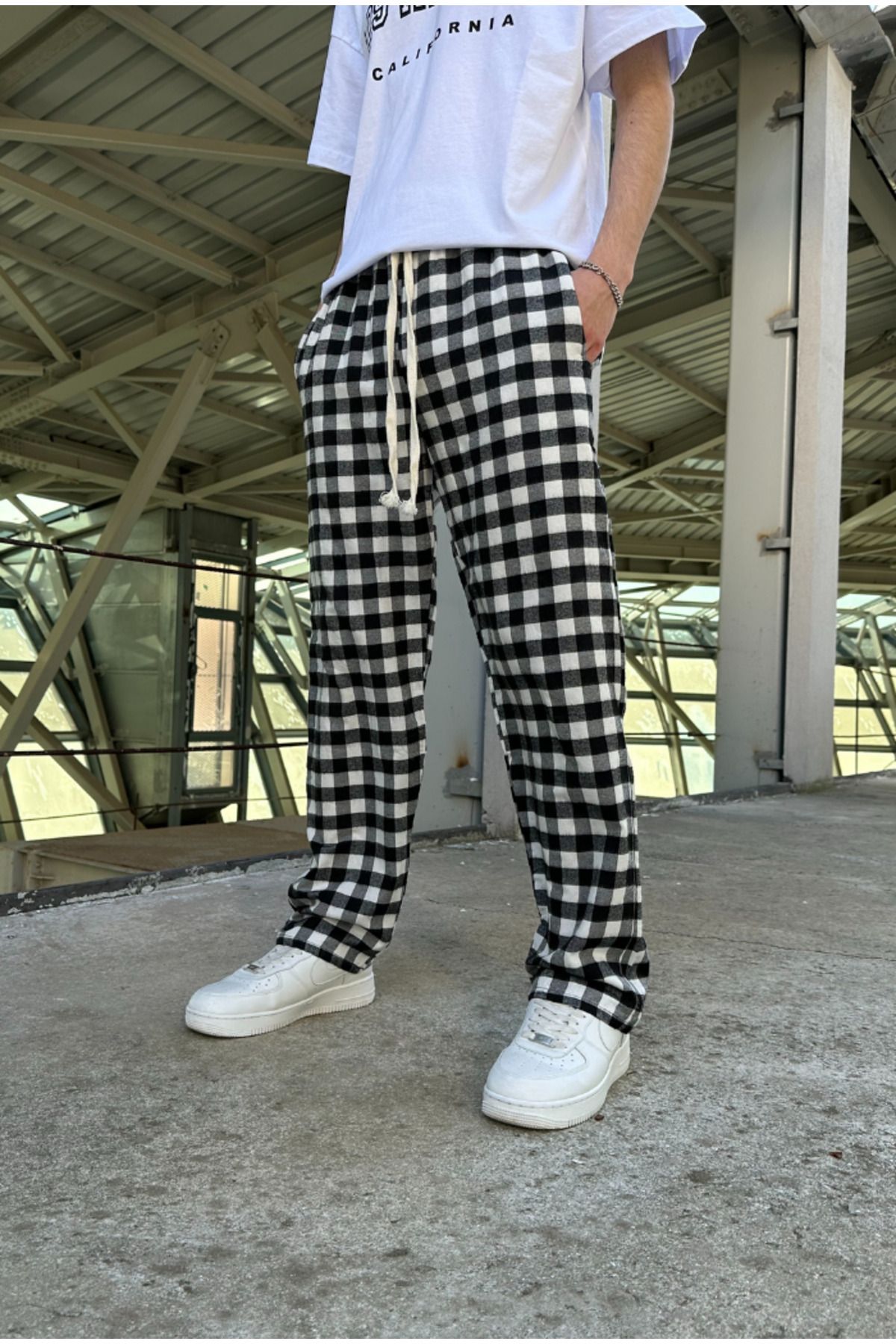 Black top white tracksuit