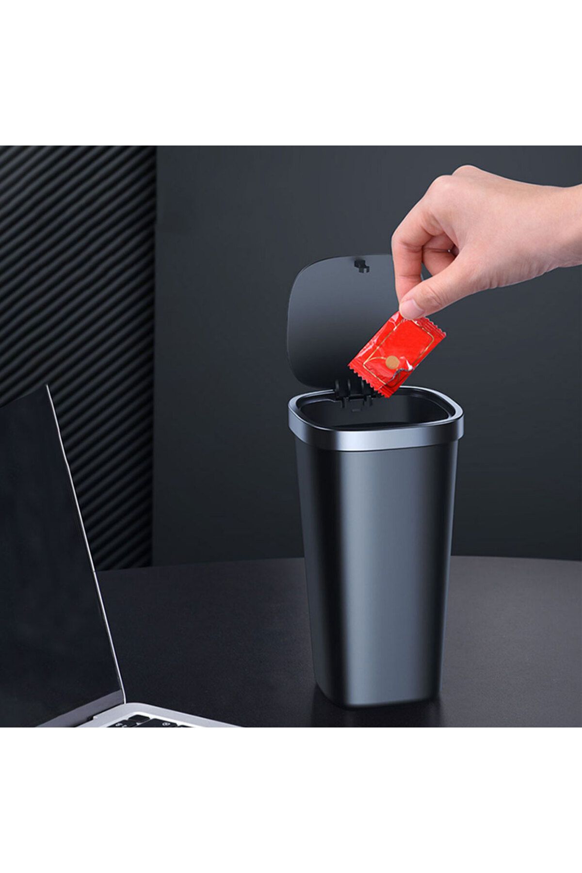 WIWU-Wiwu Ch020 Automatic Lid Mini Trash Can - In-Car 4