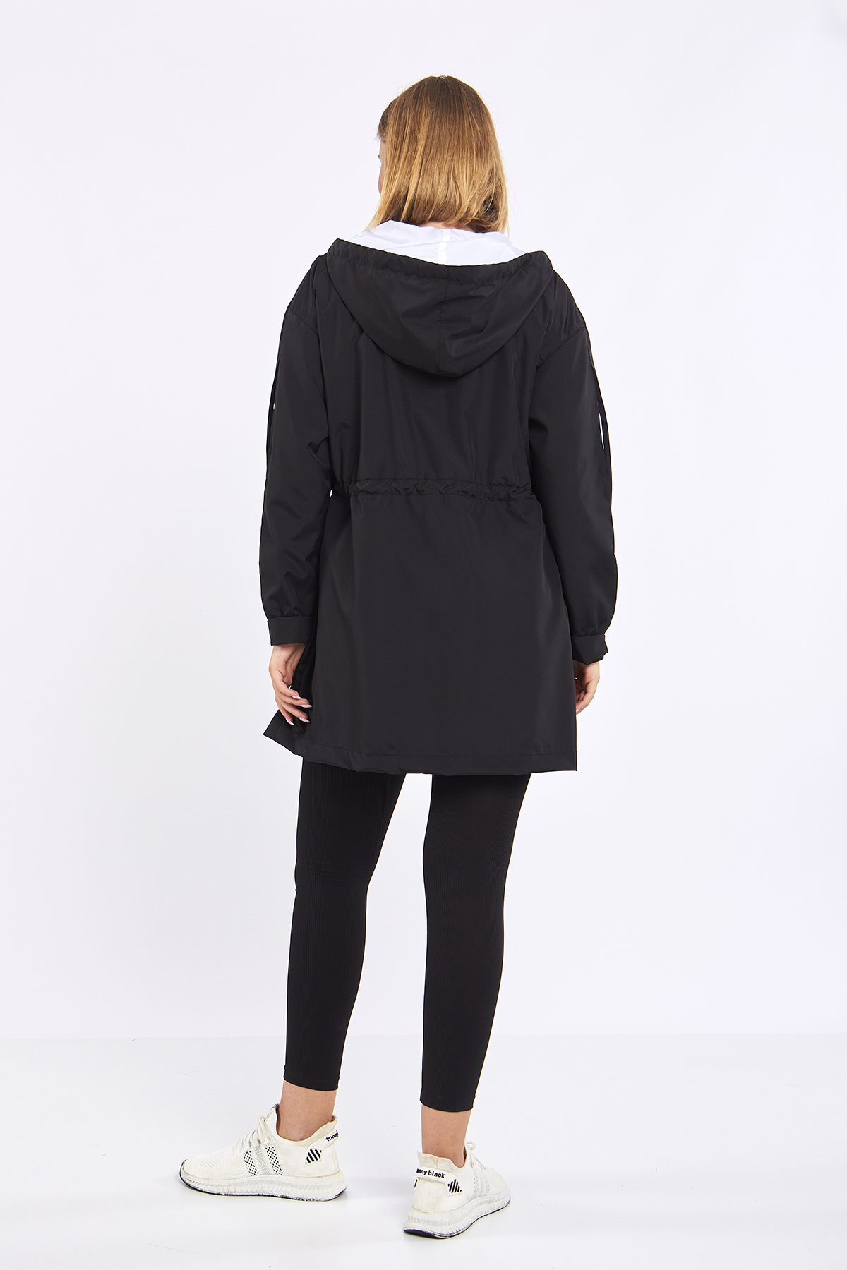 Moda Tuğram Micro Midi Siyah Kolları Beyaz Yağmurluk & Rüzgarlık görsel 7