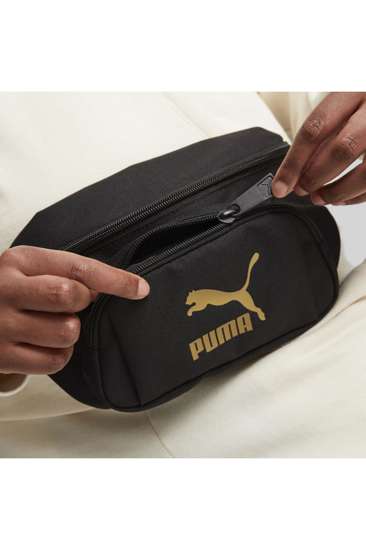 Puma-Classics Archive Waist Bag Γυναικεία Τσάντα - Μαύρη - 07998601 2