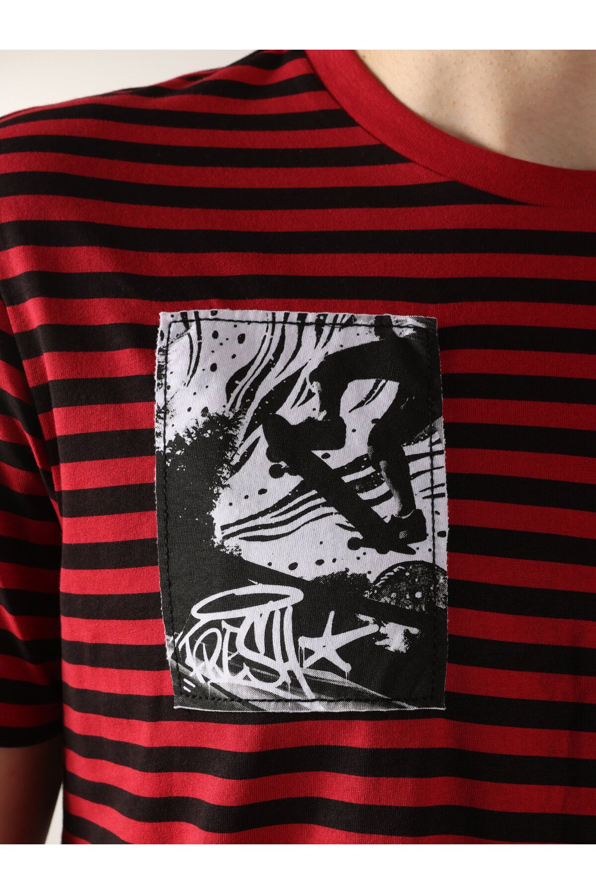 تی شرت قرمز مردانه گردنبند دوچرخه مناسب به طور منظم آستین کوتاه T shirt Colin’s