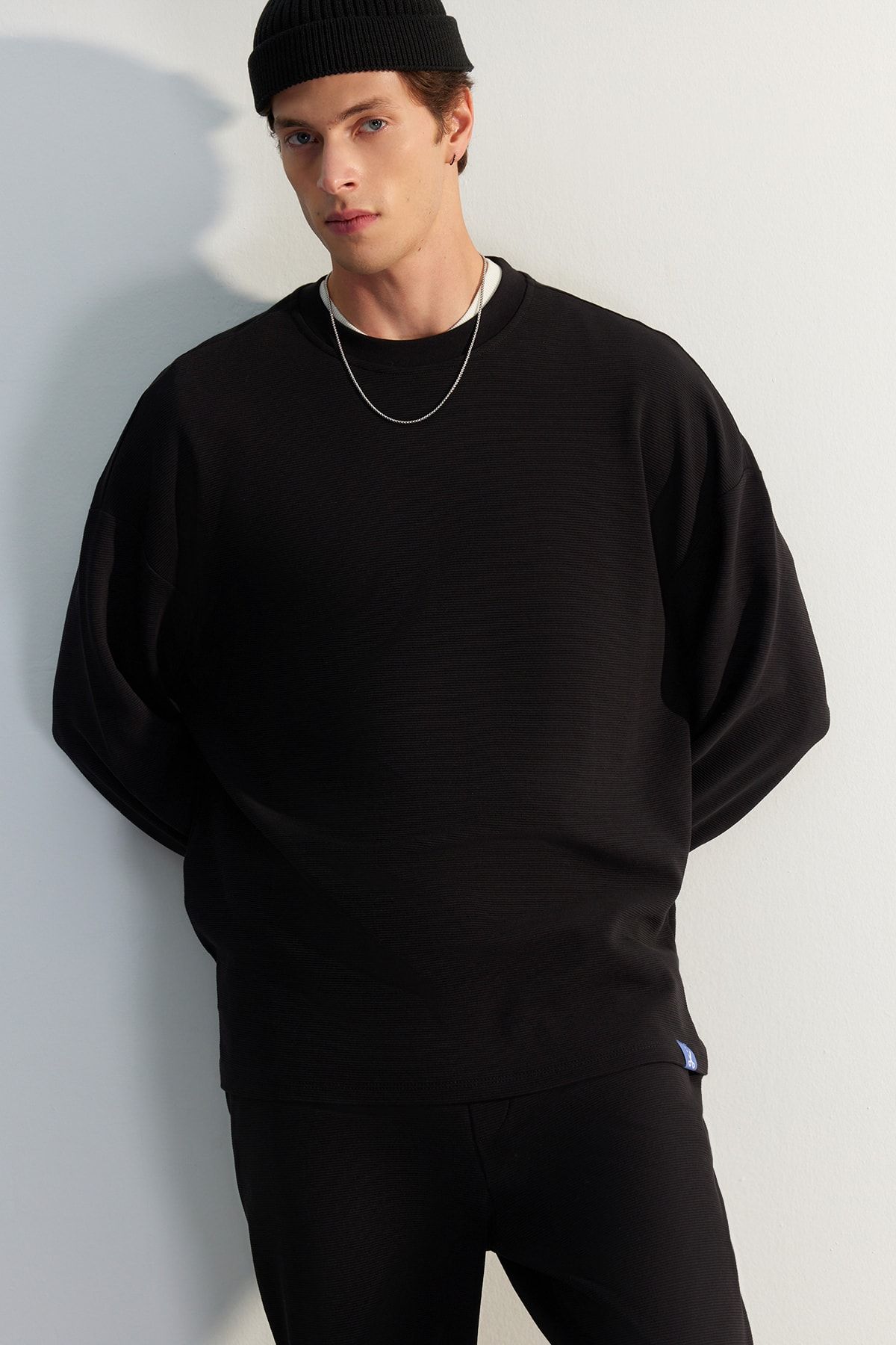 Oversized black sweatshirt mens sale