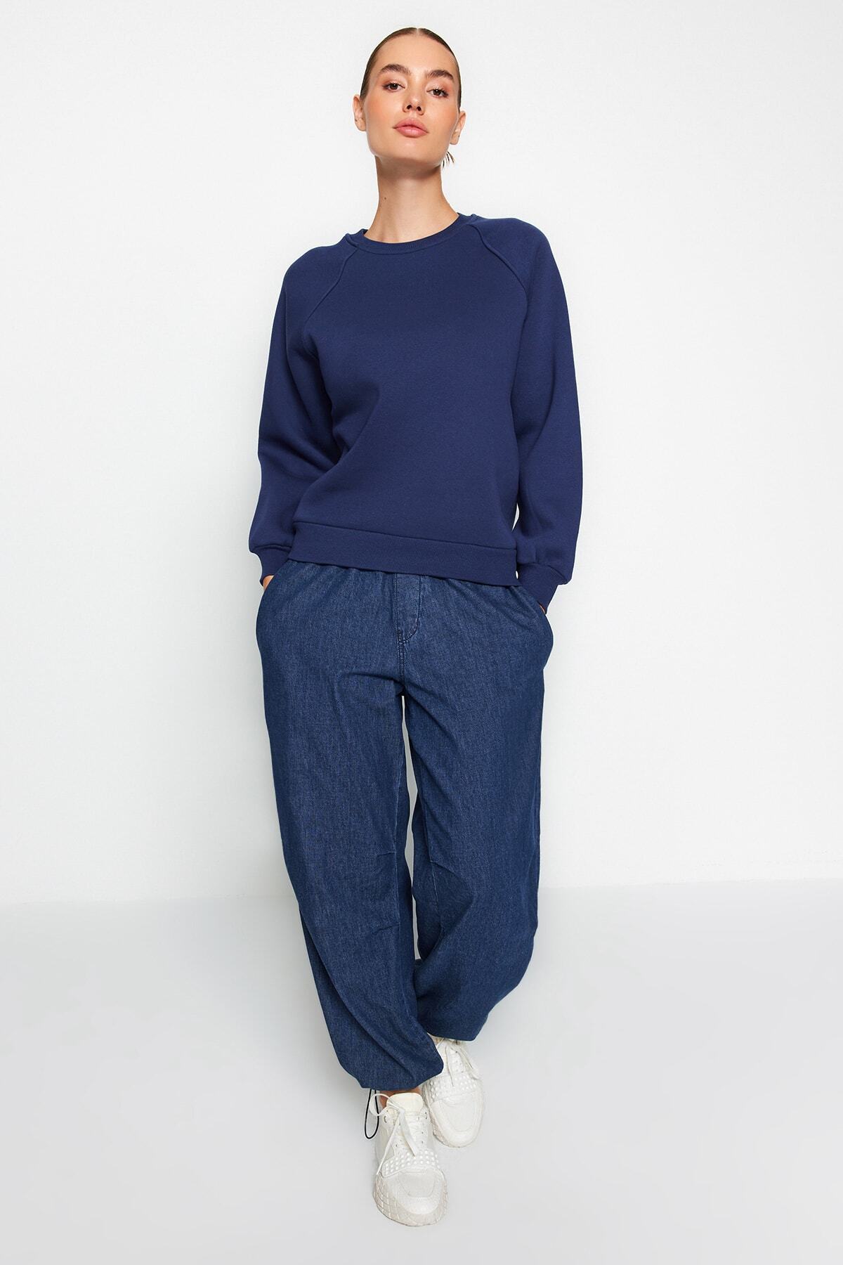 Trendyolmilla  Lacivert Relaxed/Rahat Kalıp Basic Reglan Kol Bisiklet Yaka Örme Sweatshirt TWOAW24SW00104 - Görsel 3