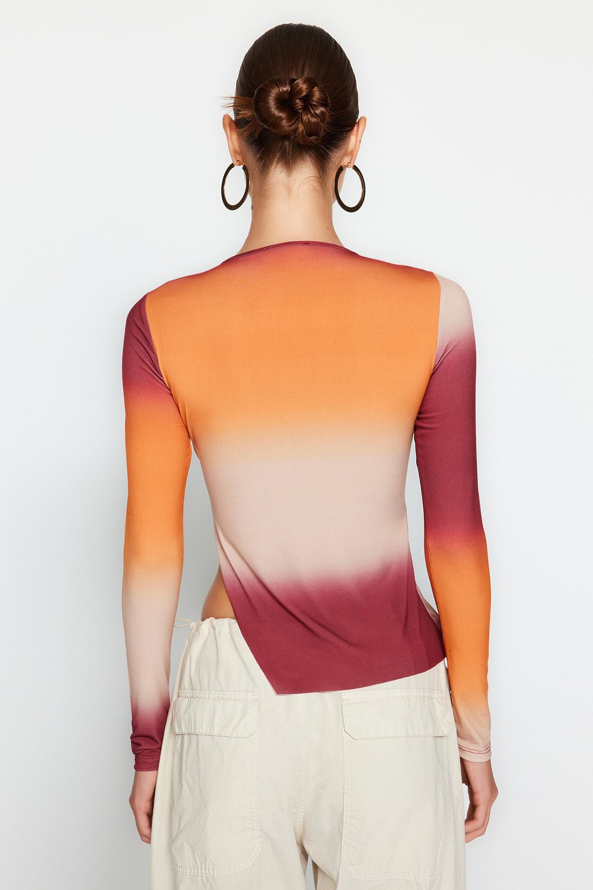 Trendyol Collection-Помаранчева блузка з асиметричним візерунком з стрейчу TWOAW24BZ00178 з градієнтним візерунком 6