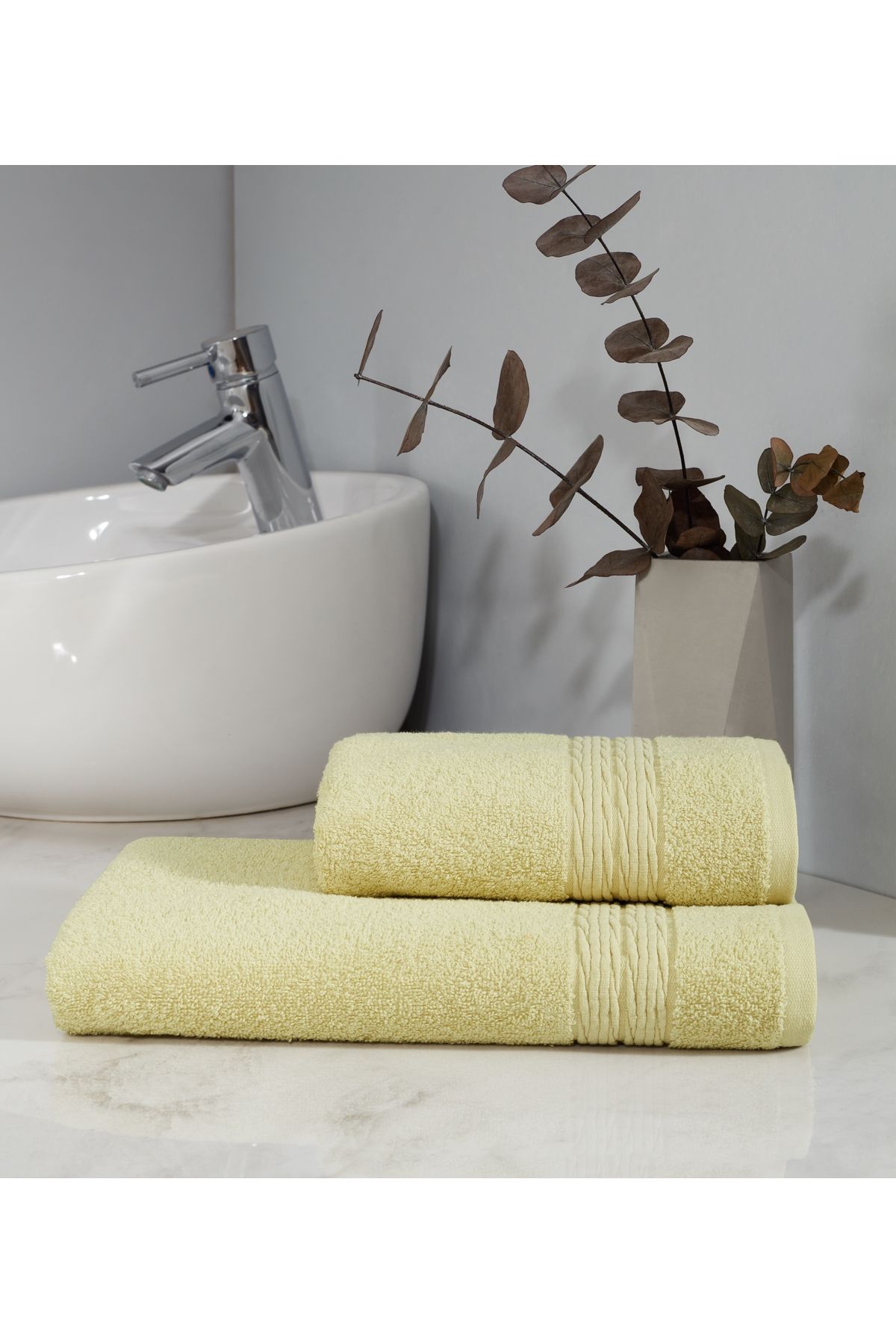 HERAKLEIA HOME Towel Yellow Bath towel Trendyol