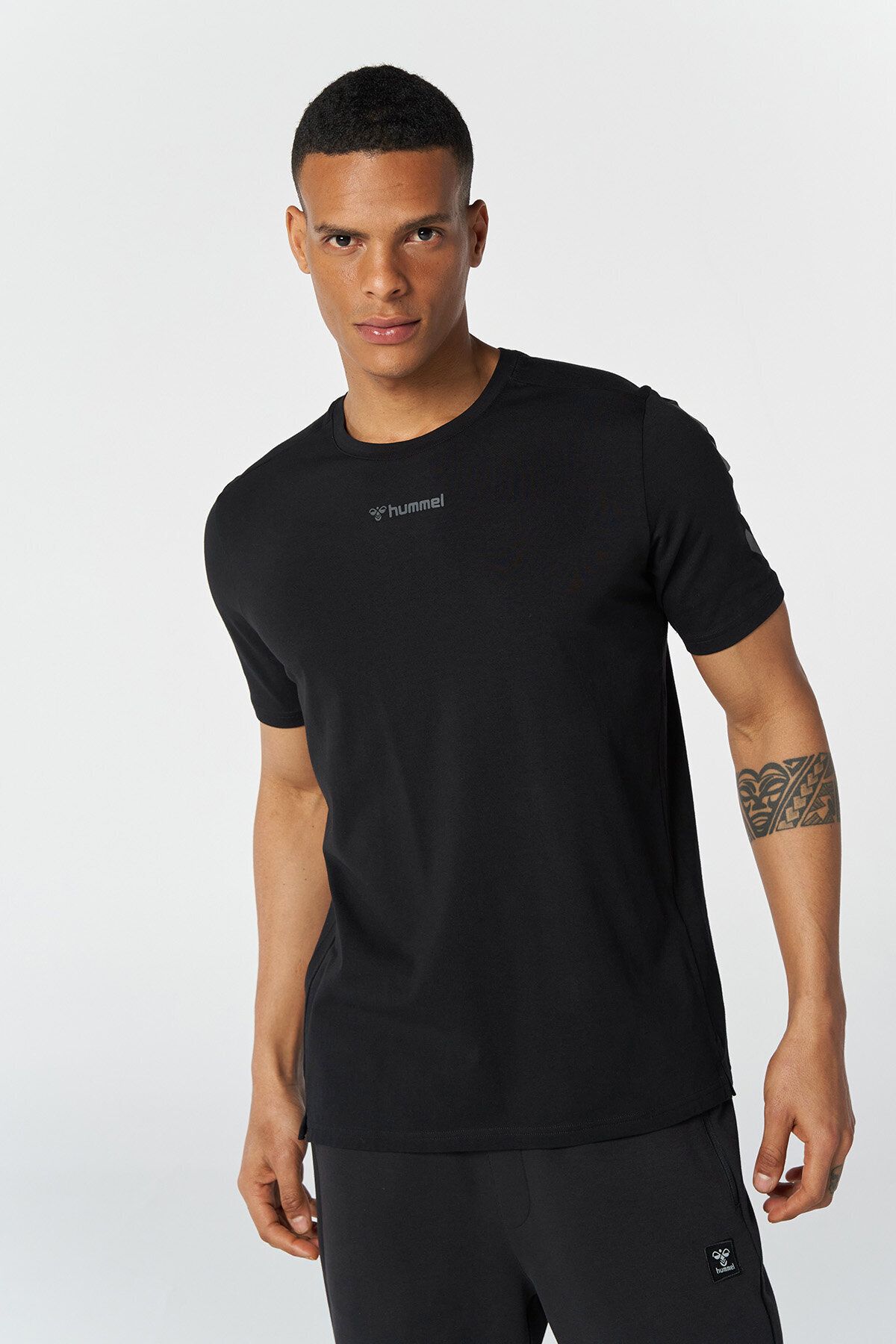 Pastel tee adidas hotsell