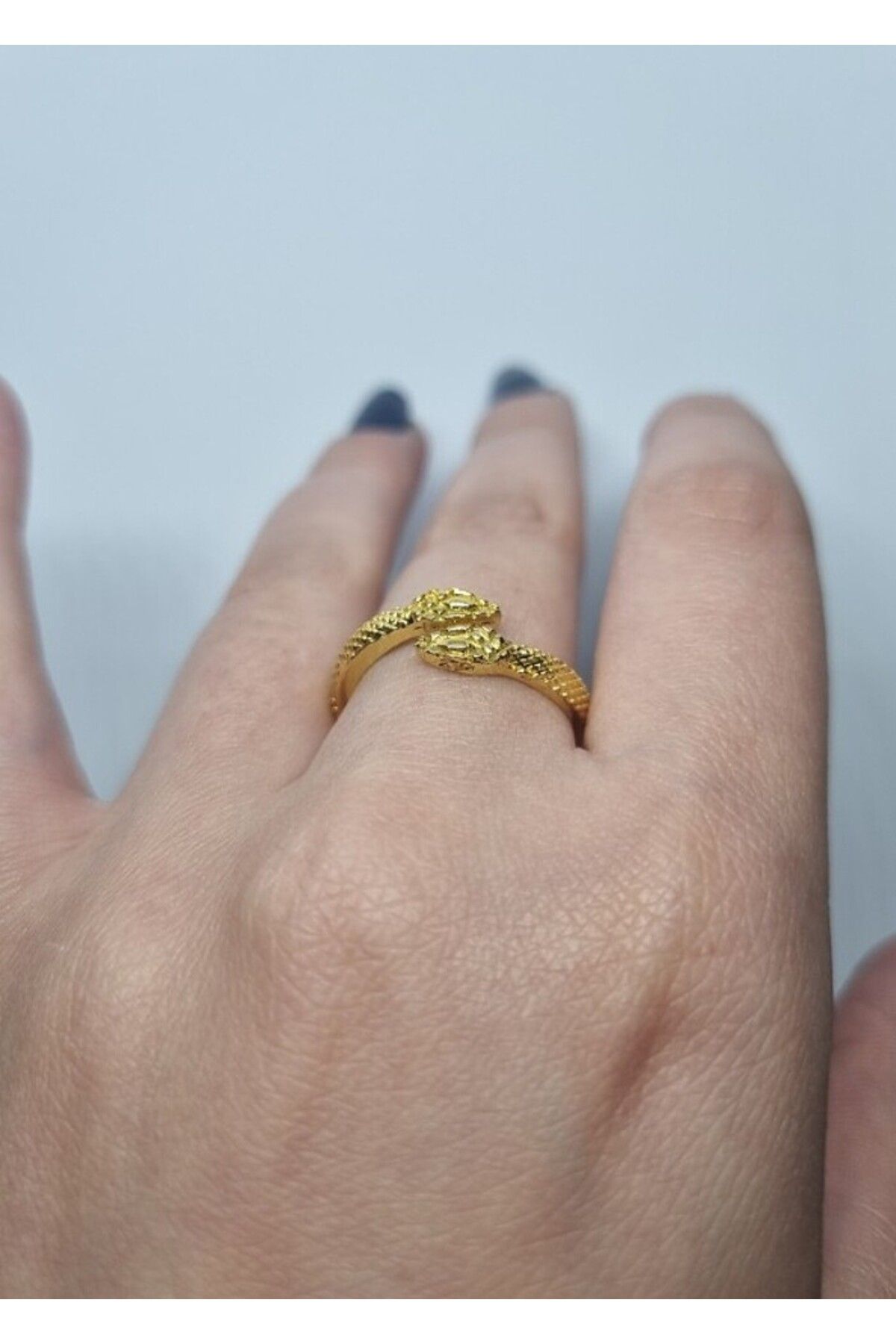 Small gold shop ring design