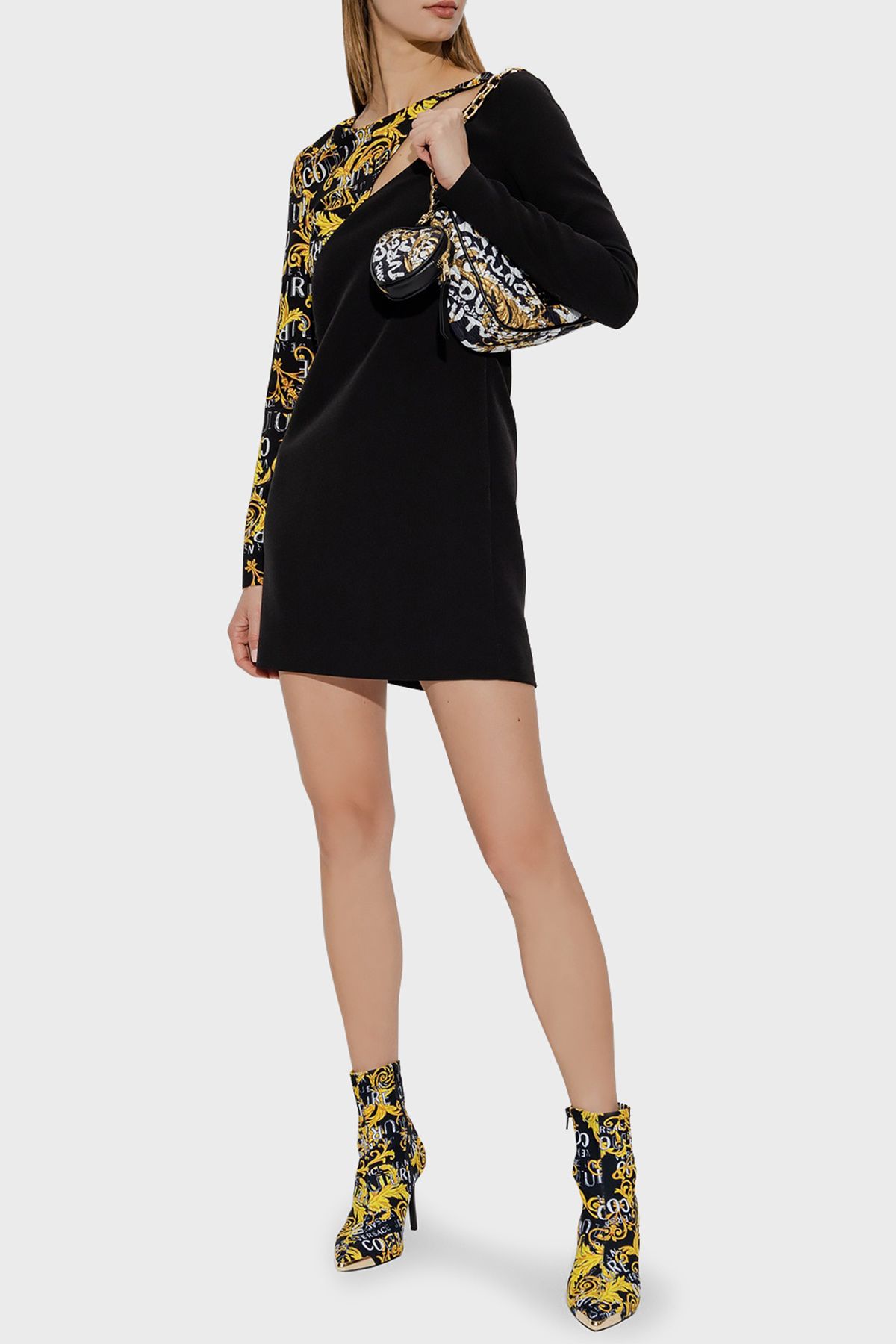 VERSACE JEANS COUTURE Logo Pattern Printed Backless Regular Fit Mini Dress  DRESS 74HAO91 - Trendyol