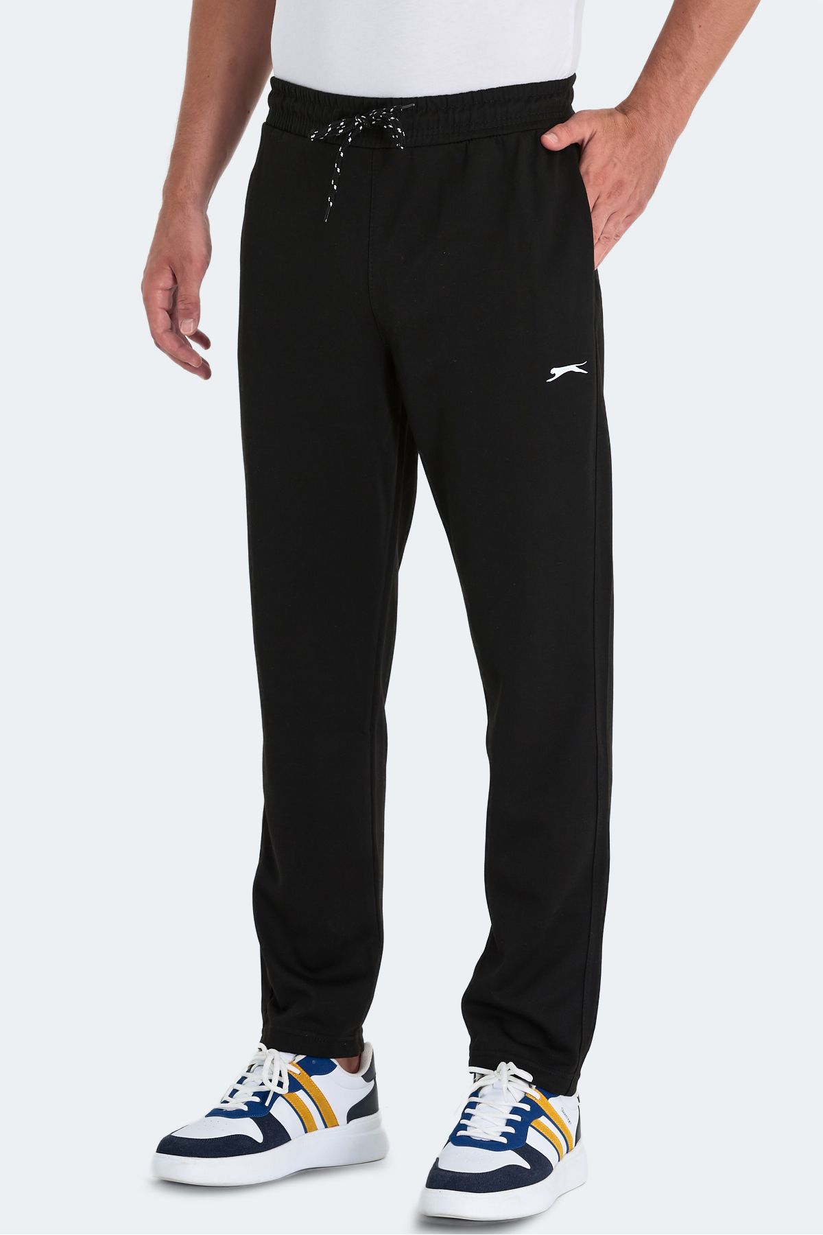 Мужские спортивные штаны Slazenger NATION черные ST23PE127