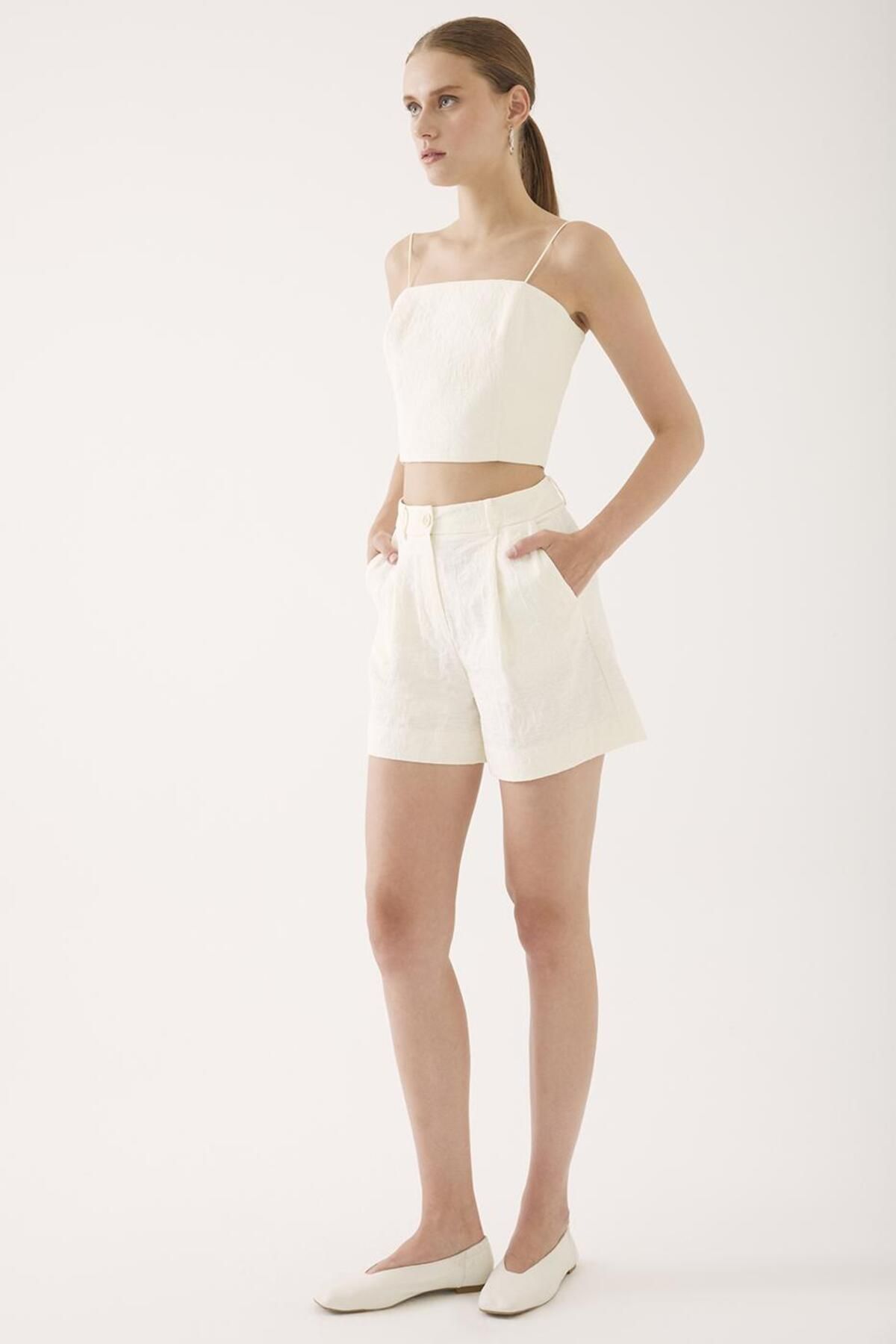 Perspective-Pantaloni scurți de damă Nicole Regular Fit, lungime scurtă, picior tub, culoare ecru 2