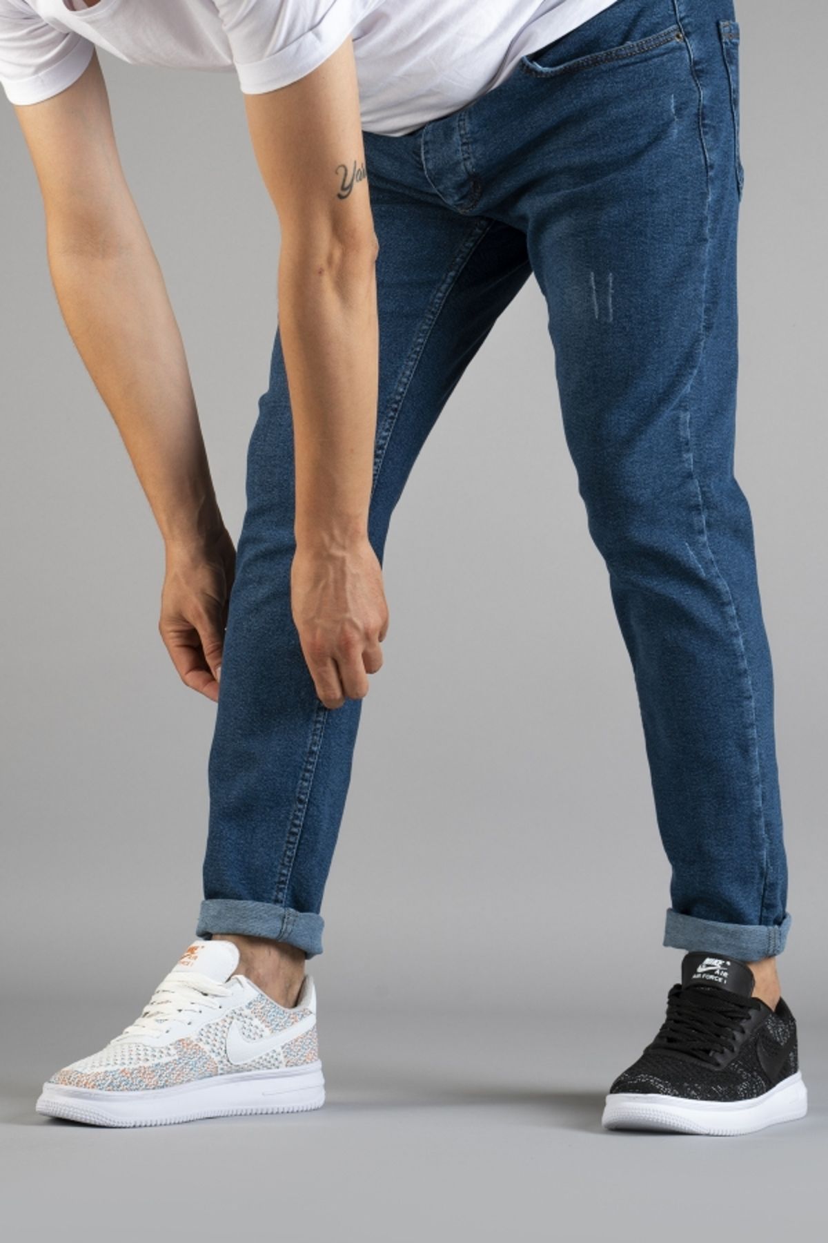 bombe-Męskie spodnie jeansowe slim fit z mankietami 2