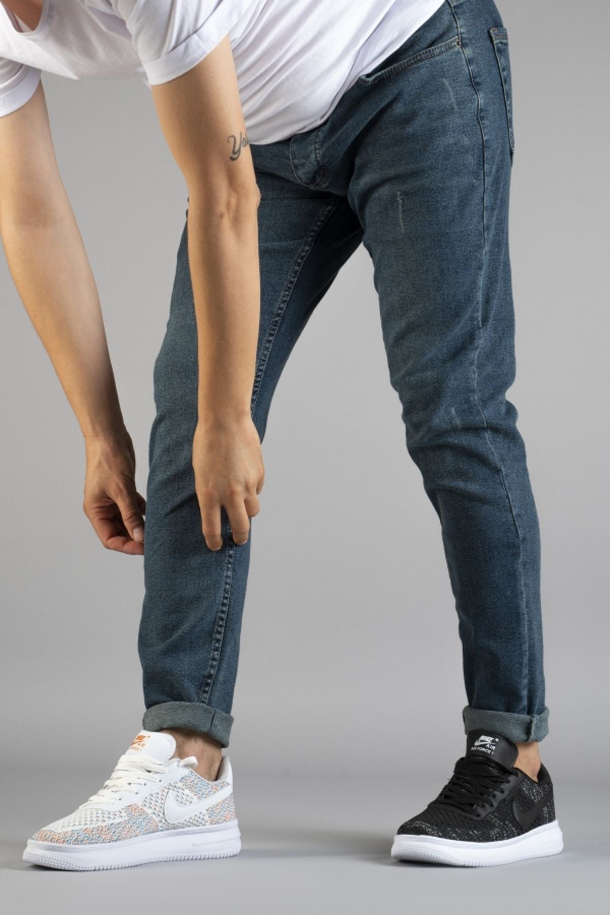 bombe-Męskie spodnie jeansowe slim fit z mankietami 5