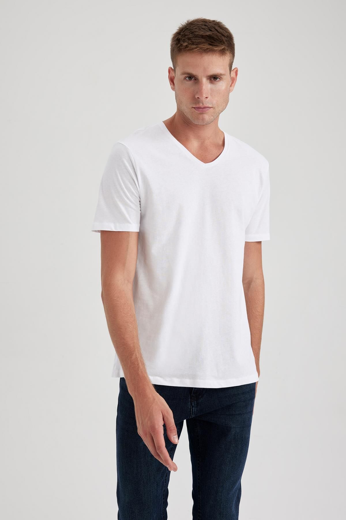DeFacto-V-nyakú Slim Fit póló 1