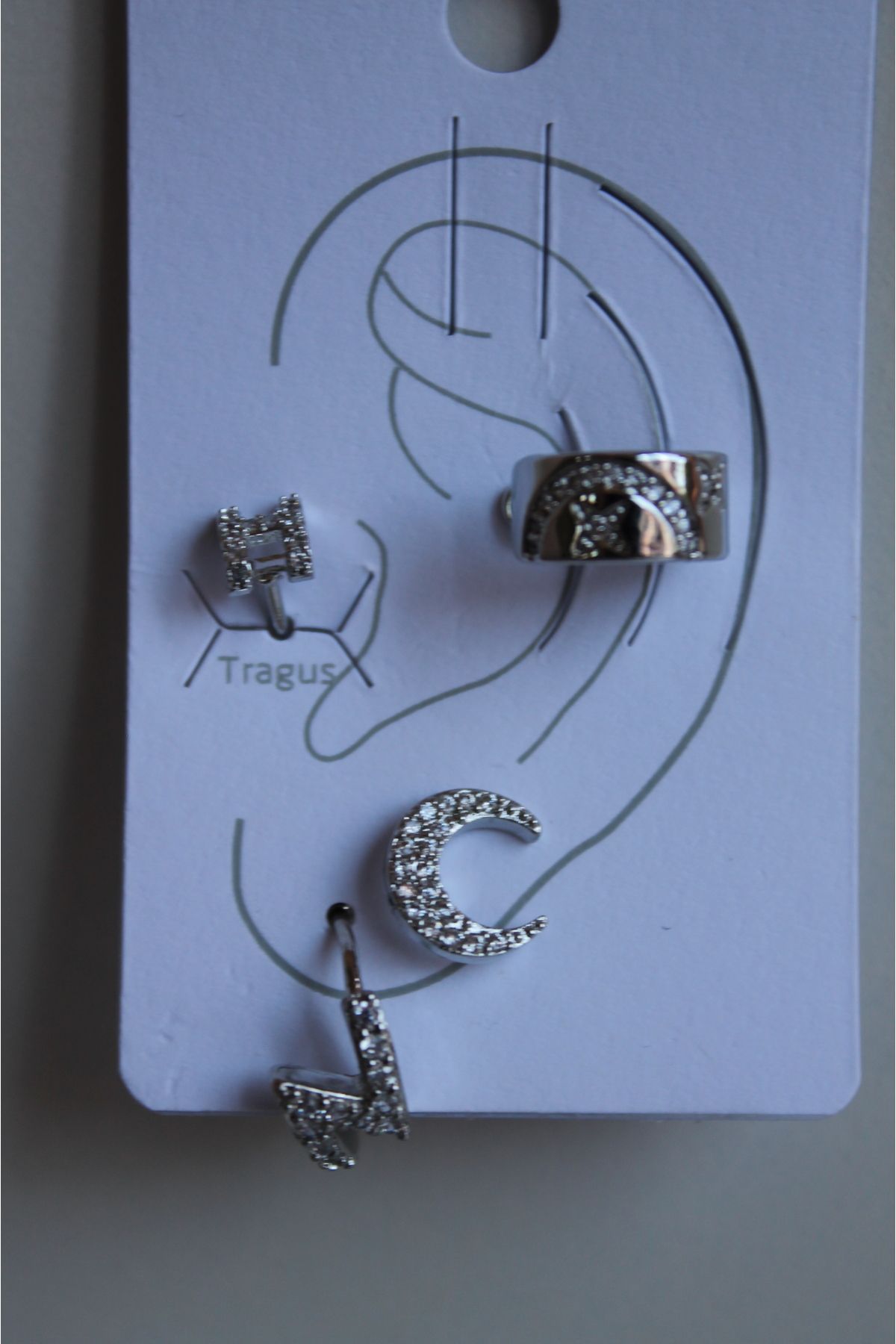 Tragus ear cuff top