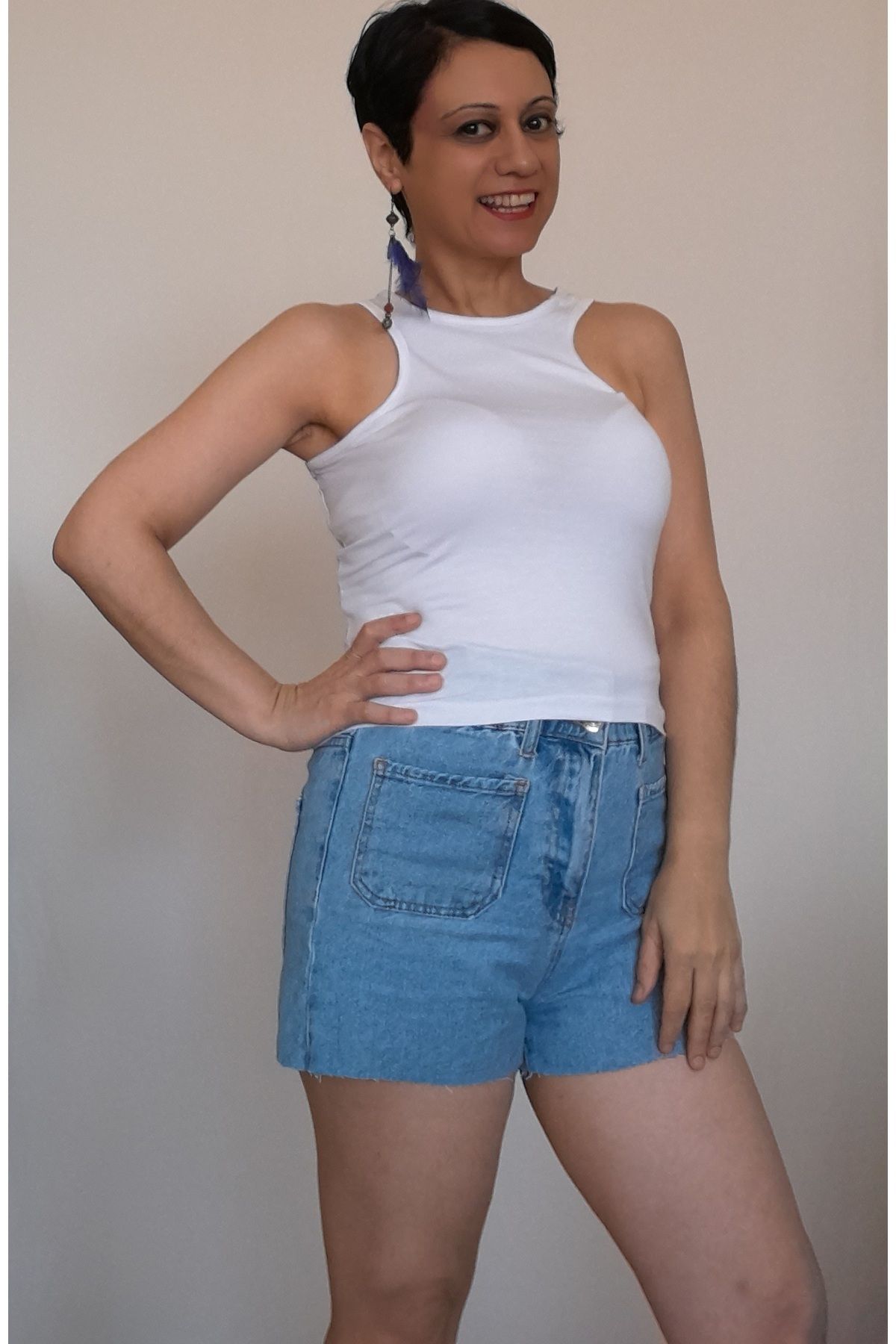 Mertcan Butik-White Combed Viscose T-Shirt with Side Window Detail on the Front and Back 5