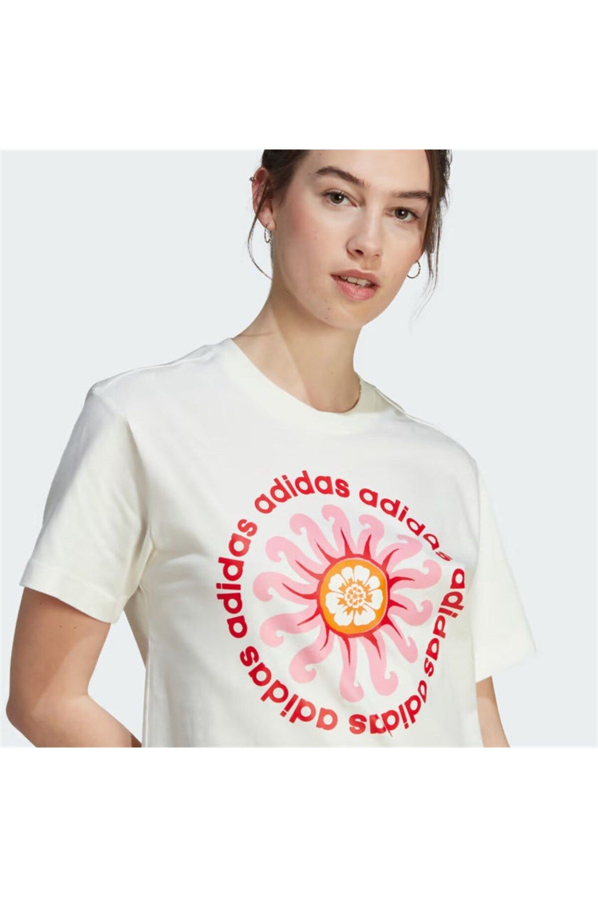 adidas X Farm Rio Graphic Kad n Ti rt Fiyat Yorumlar Trendyol