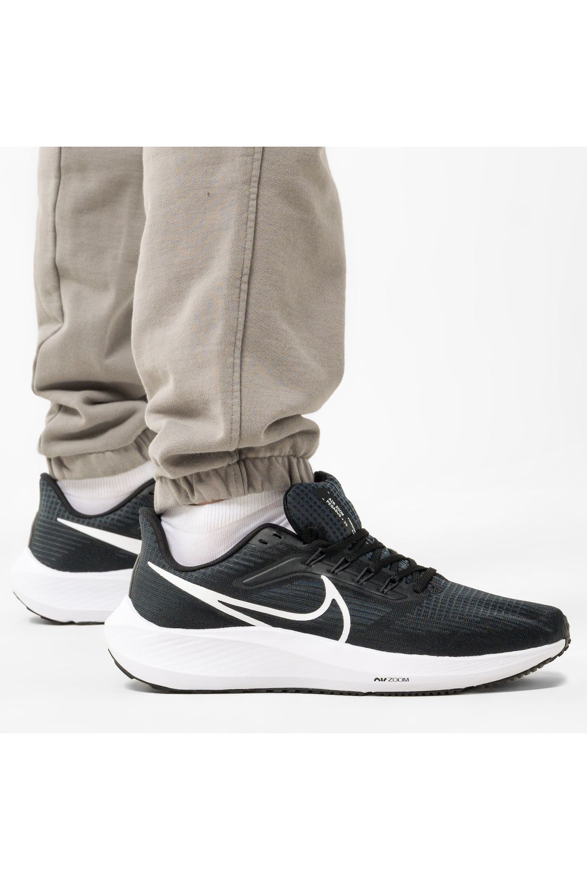 Nike discount downshifter 39