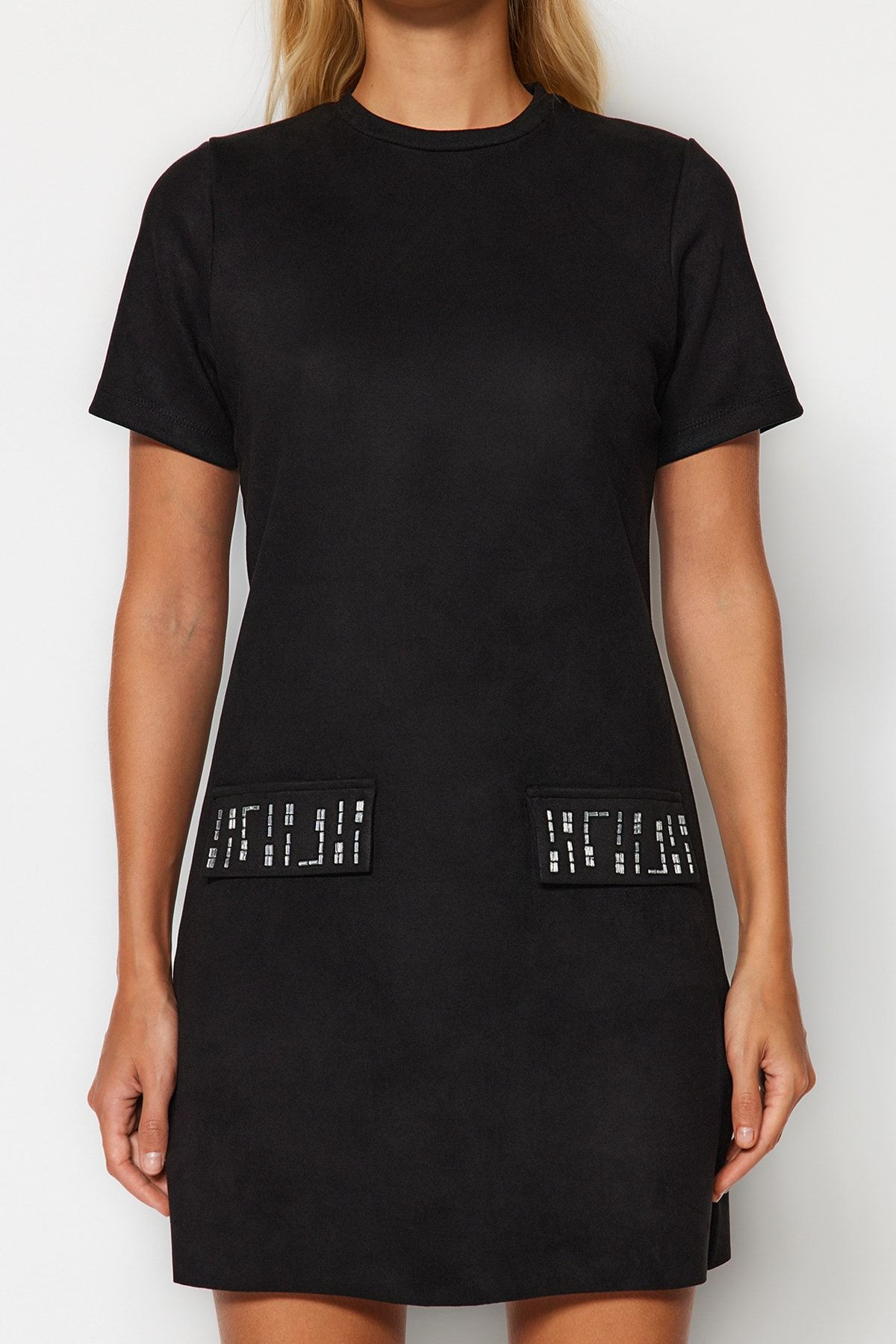 Trendyol Collection-Rochie neagră tricotată mini din piele de căprioară cu detaliu de piatră, cu decolteu rotund TWOAW24EL00523 4