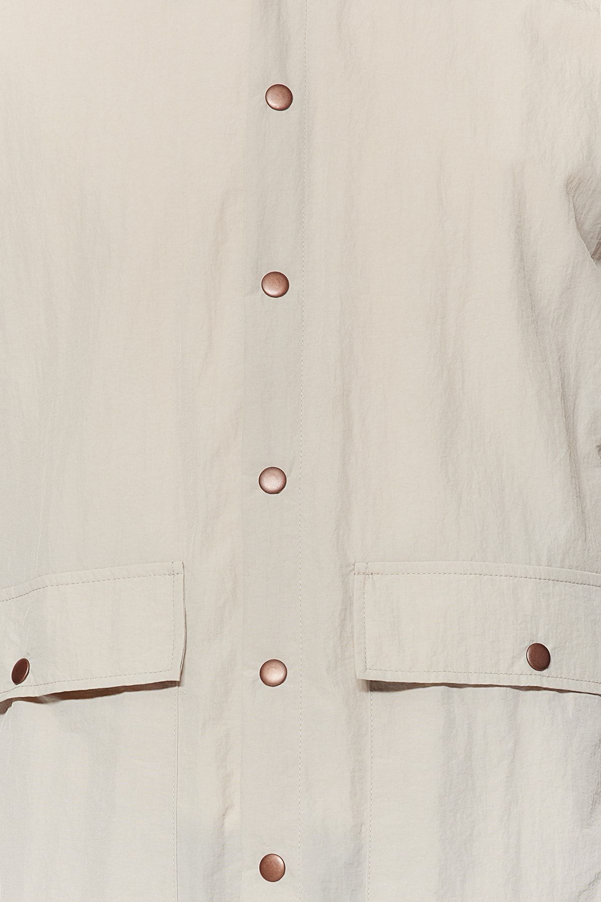 Trendyol Collection Koszula Oversize Premium Stone Color Snap Closure - Techniczna Tkanina, Koszula Spadochronowa Mężczyzna - XS