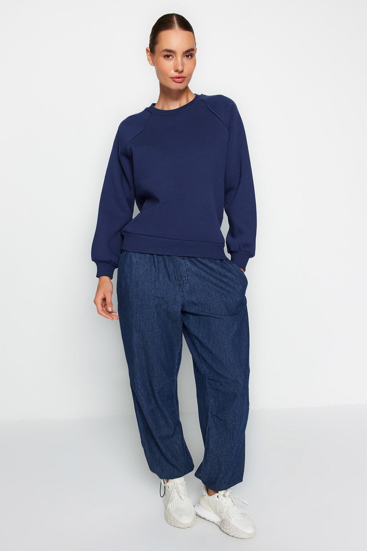 Trendyolmilla  Lacivert Relaxed/Rahat Kalıp Basic Reglan Kol Bisiklet Yaka Örme Sweatshirt TWOAW24SW00104 - Görsel 2