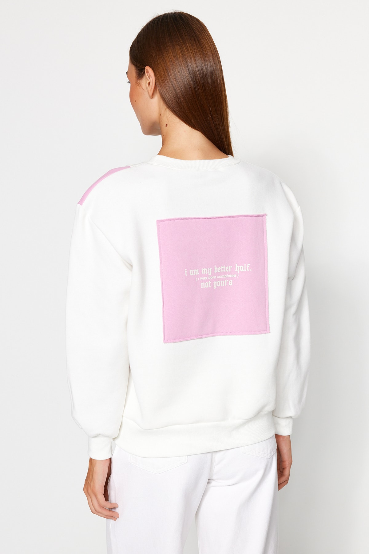 Trendyolmilla  Beyaz Baskılı Basic Örme Sweatshirt TWOAW21SW0150 - Görsel 6