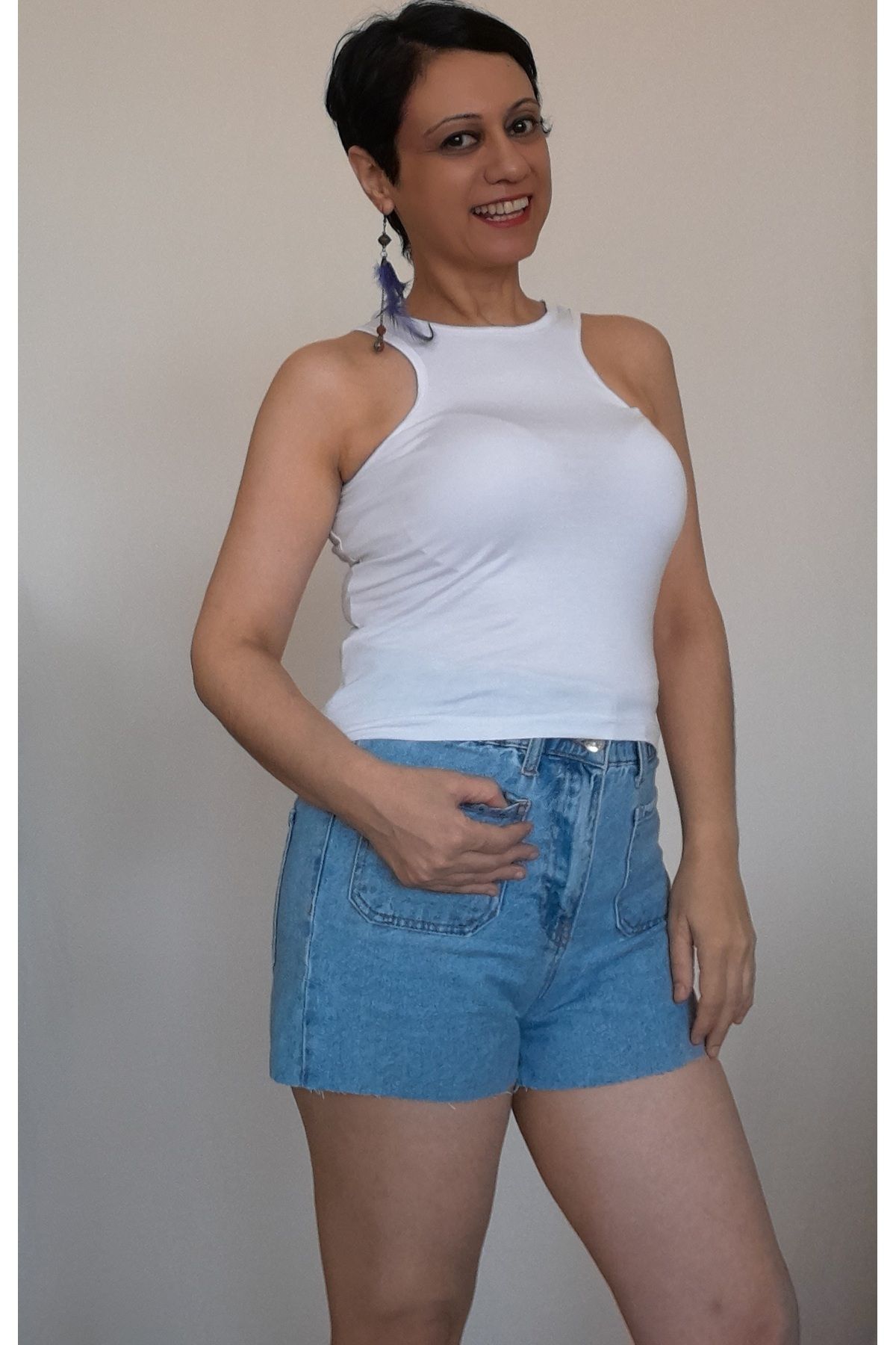 Mertcan Butik-White Combed Viscose T-Shirt with Side Window Detail on the Front and Back 3