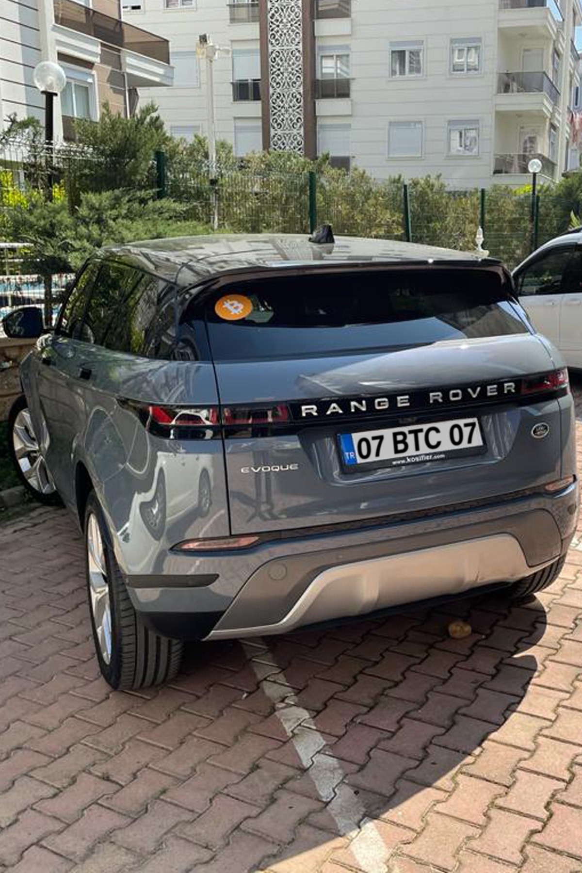 Parti Dolabı Bitcoin Btc Araç Araba Stickerı Yapışkanı 12cm - Fiyatı,  Yorumları