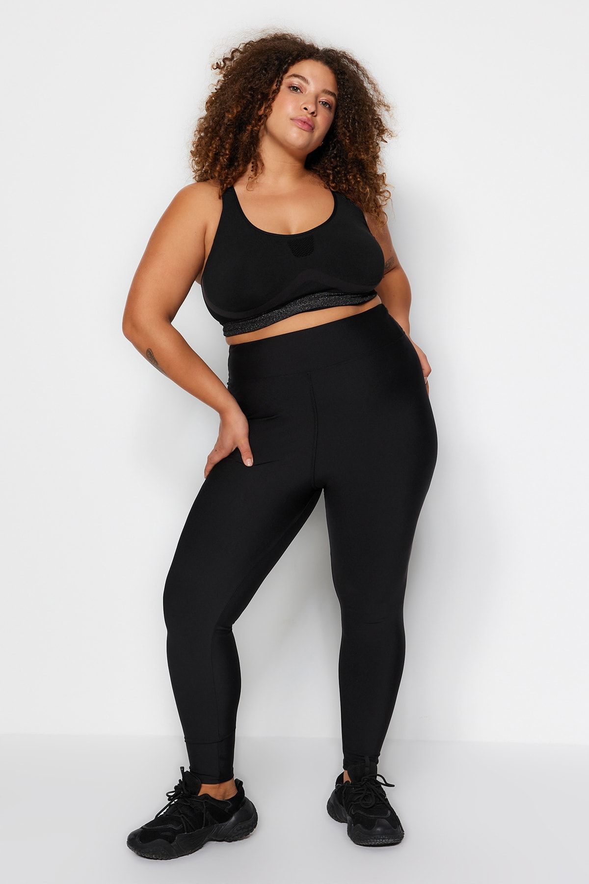 Curve sports 2024 leggings