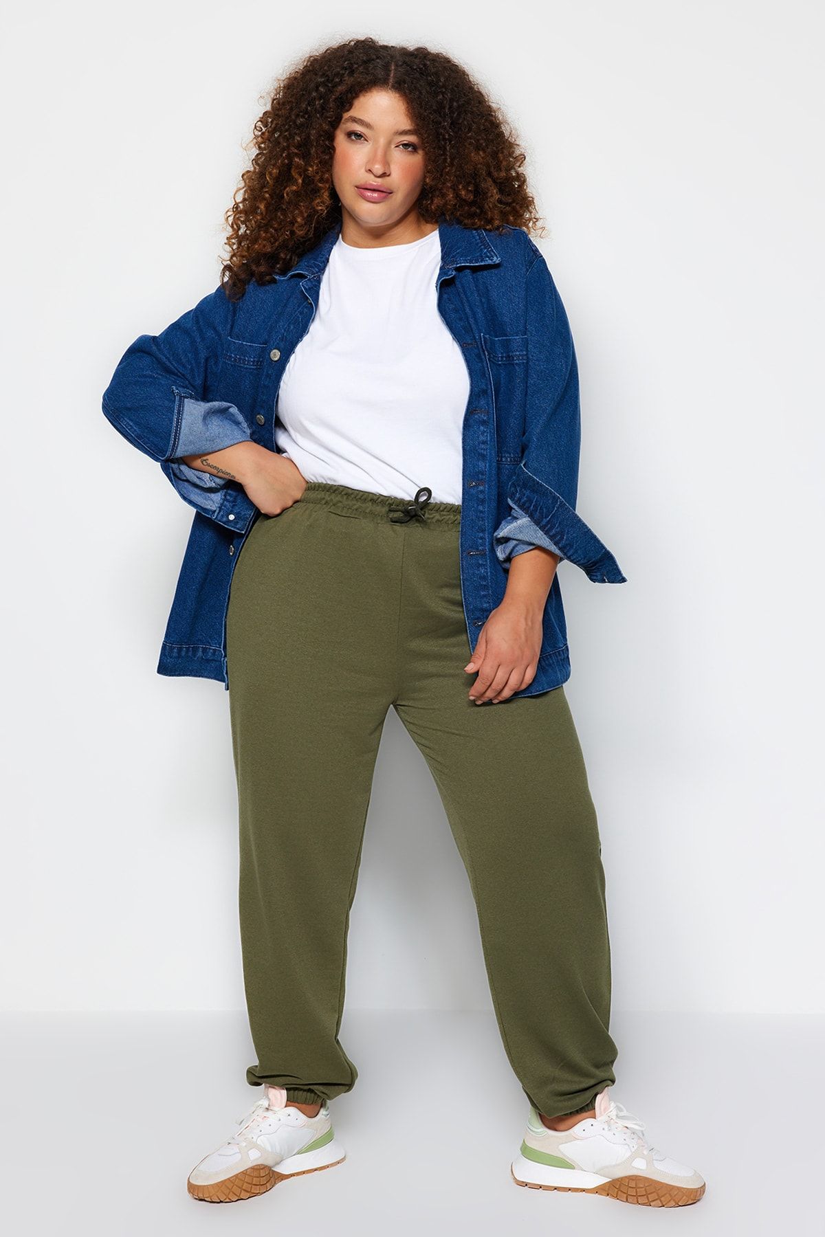 How To Style Sweatpants Plus Size Edition