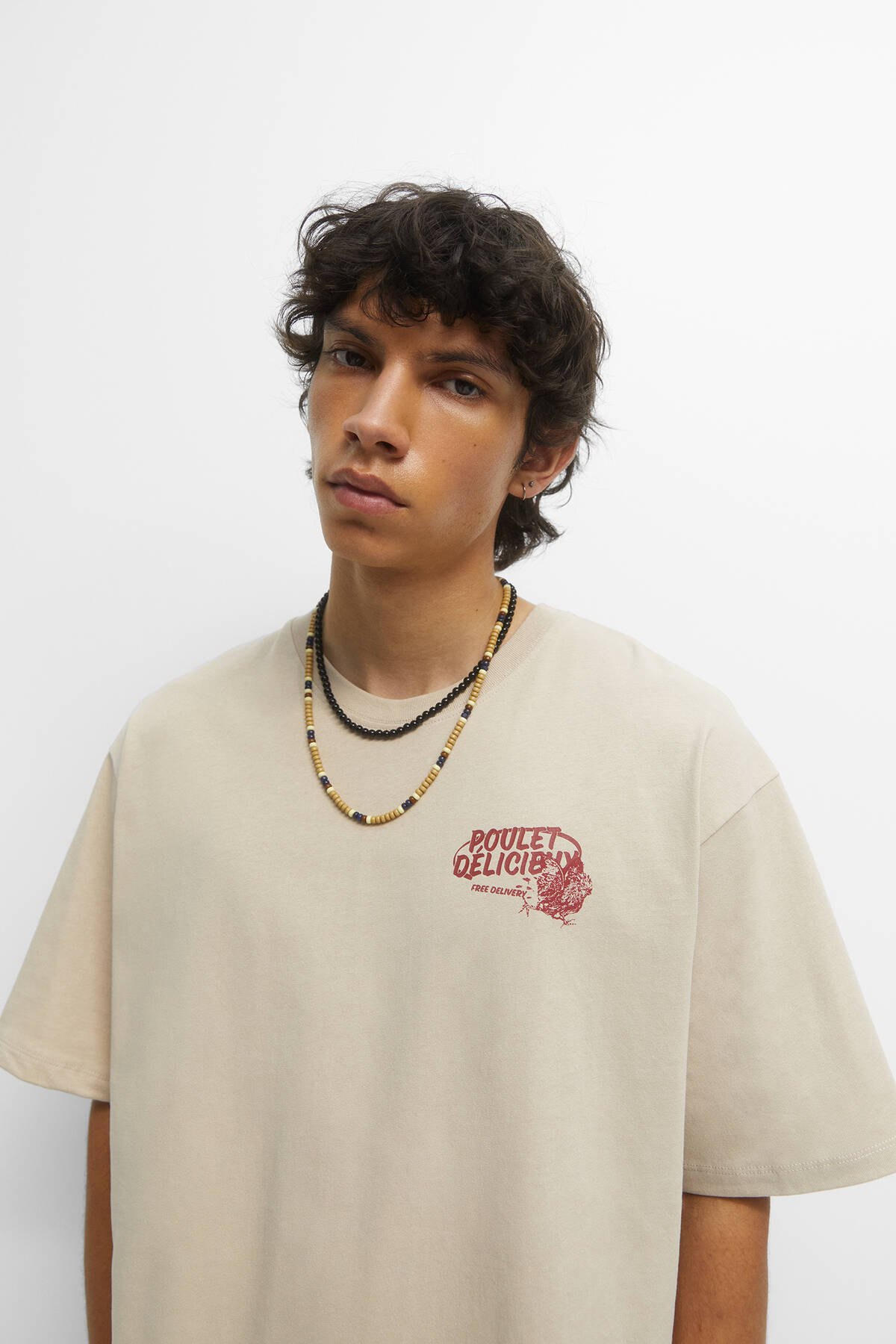 Pull & Bear Desenli kısa kollu tshirt Fiyatı, Yorumları Trendyol