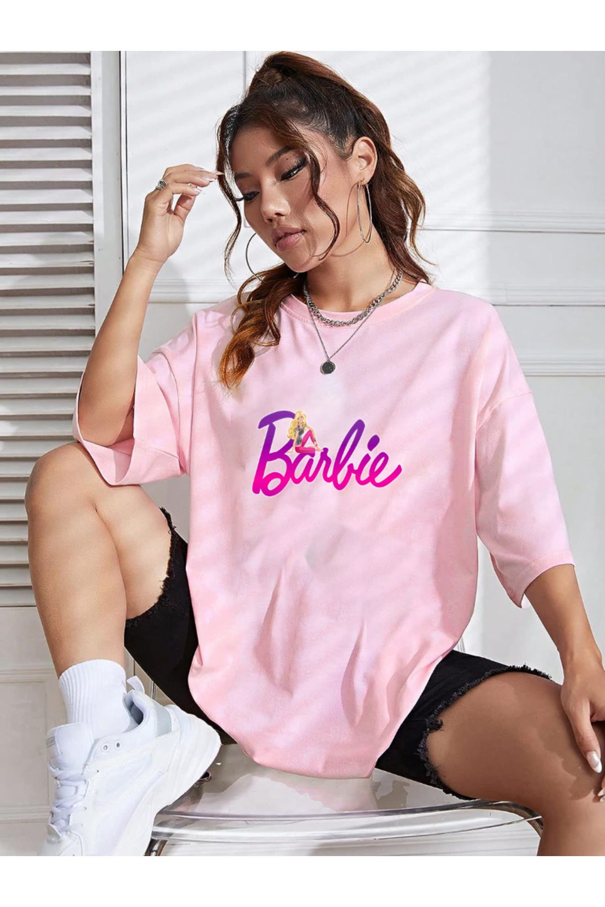 Benisengiydir Rosafarbenes Barbie-Puppen-T-Shirt mit Rundhalsausschnitt für  Damen - Trendyol