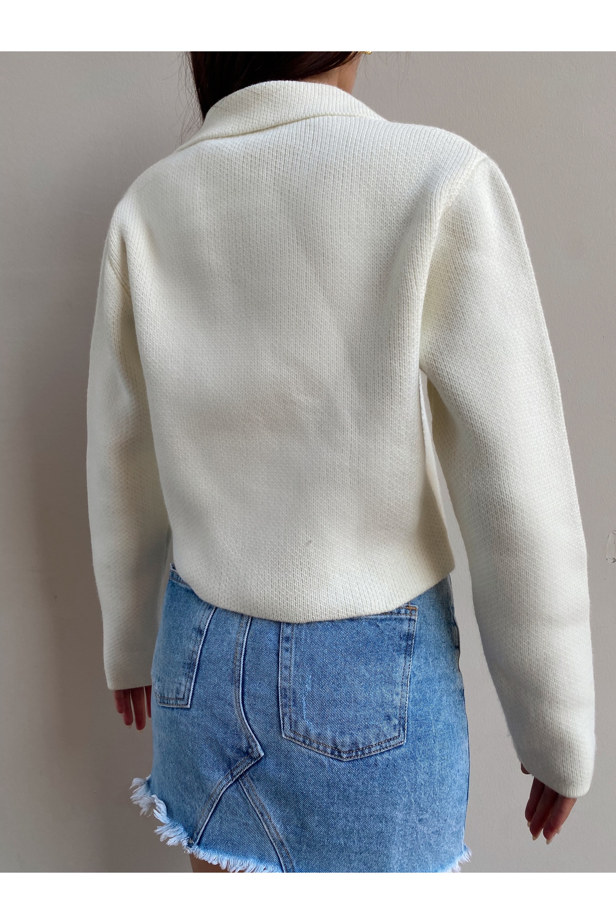 Puella  Kadın Altın Düğmeli Triko Crop Hırka Kemik Blazer Ceket - Görsel 5