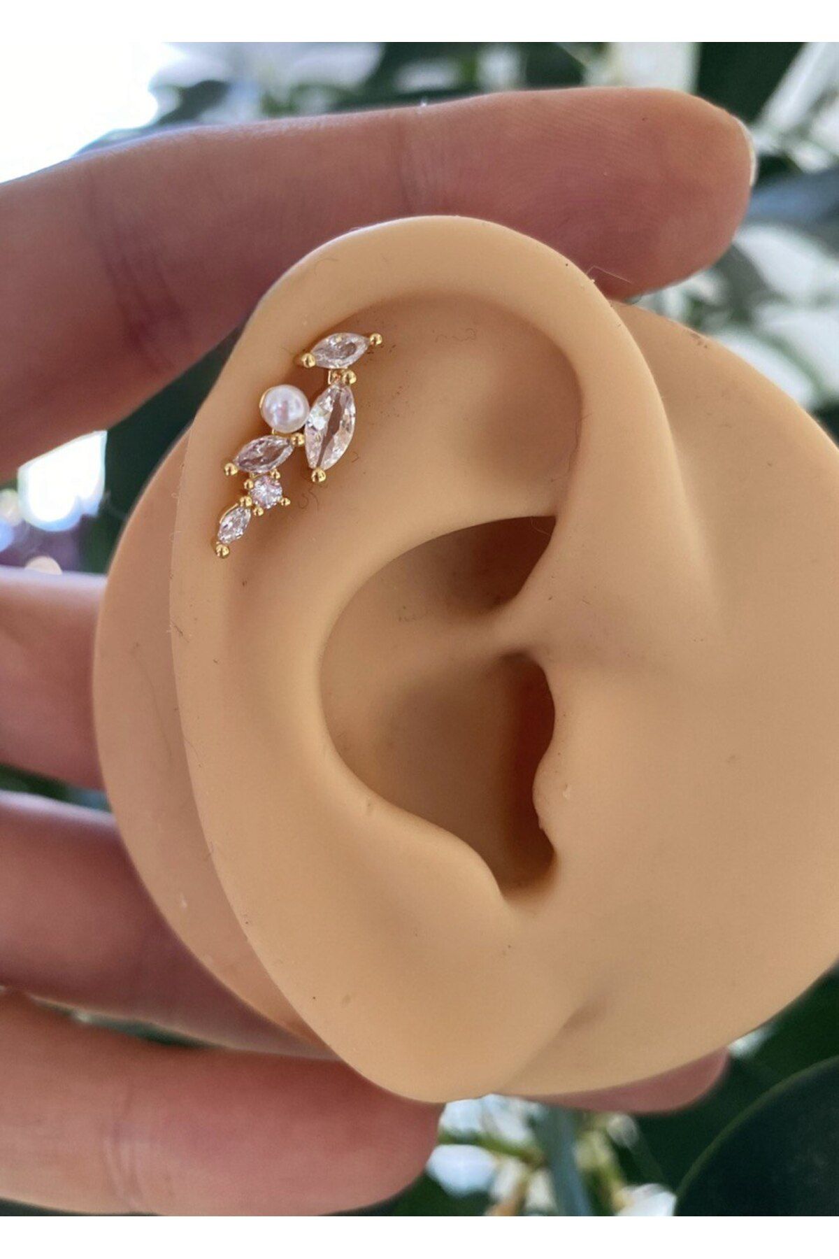 Helix and earlobe earring sale