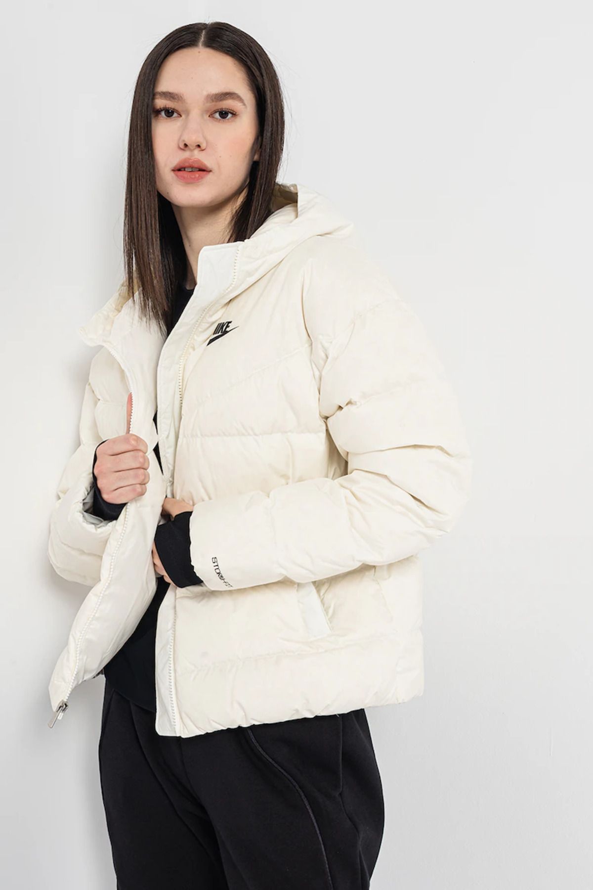 Nike female hot sale puffer jacket