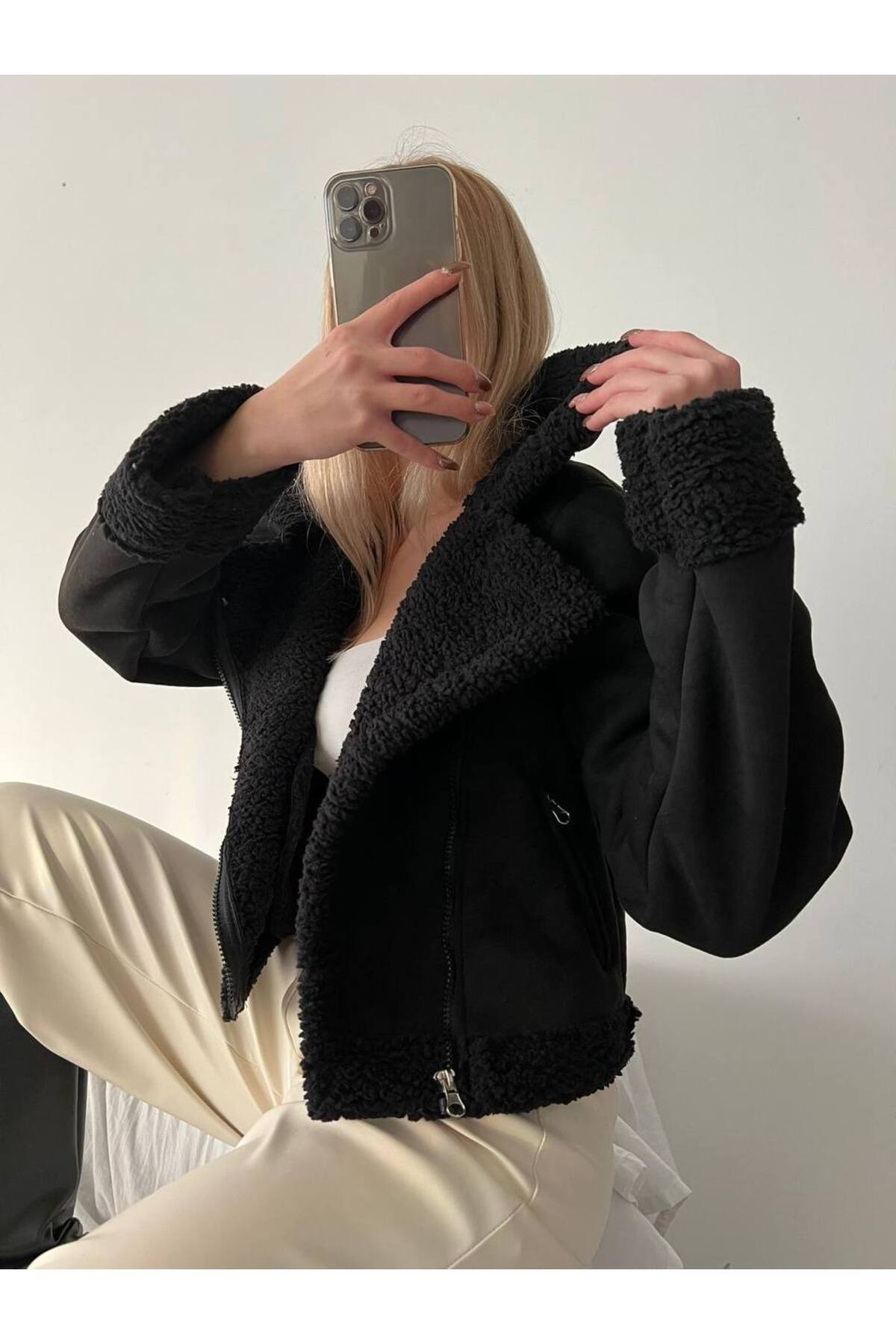 SONREİR IMPORTÁLT VELAR BELSŐ PLÜSBEVONT RÖVID KABÁT