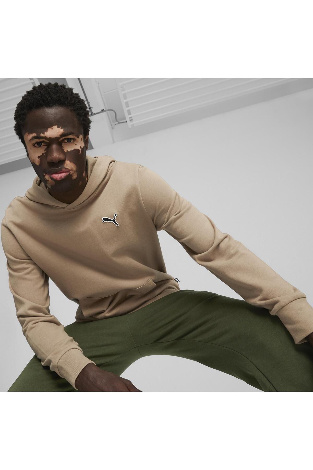 Khaki discount puma sweatshirt