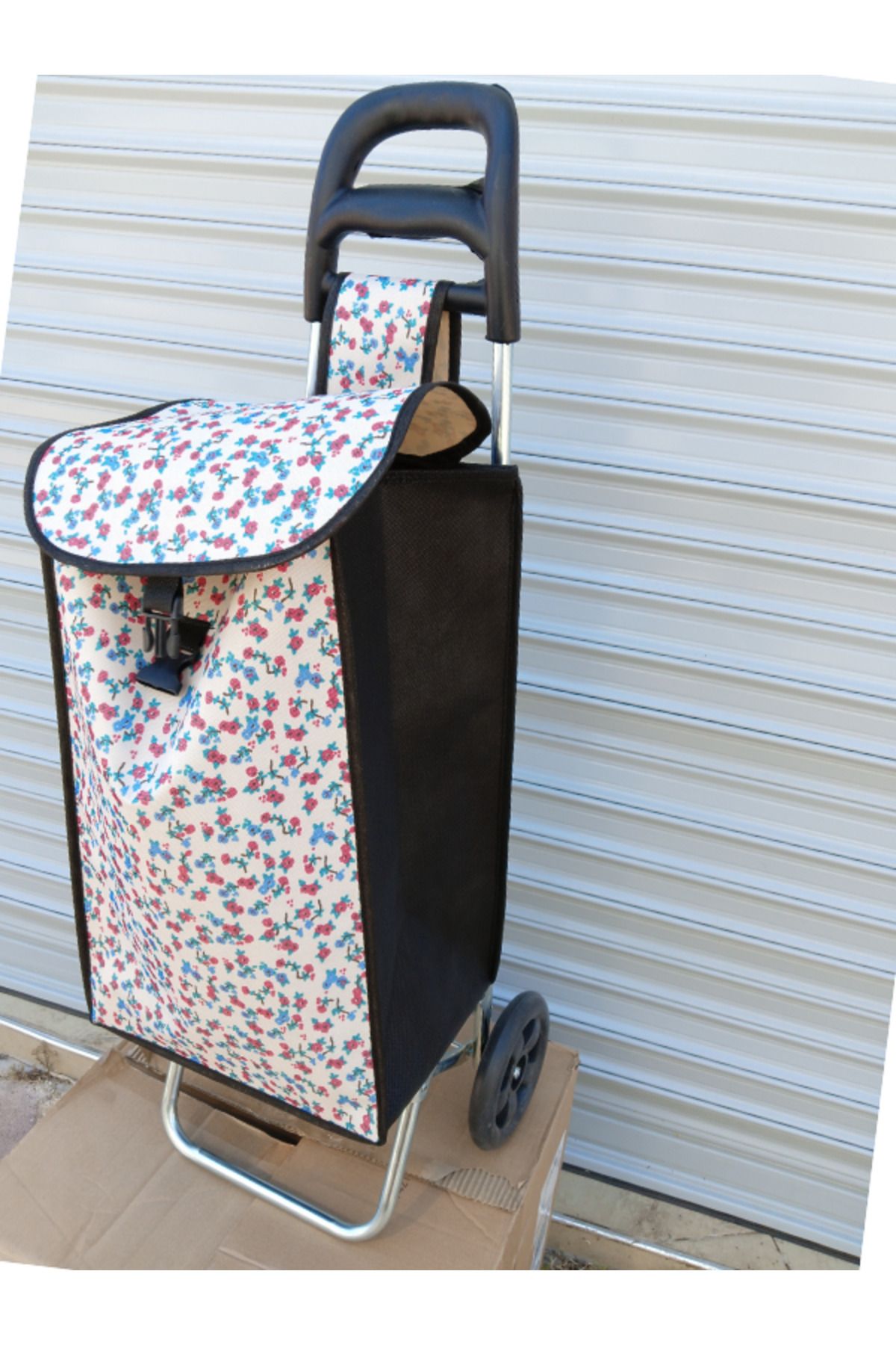 Marketing clearance trolley bag