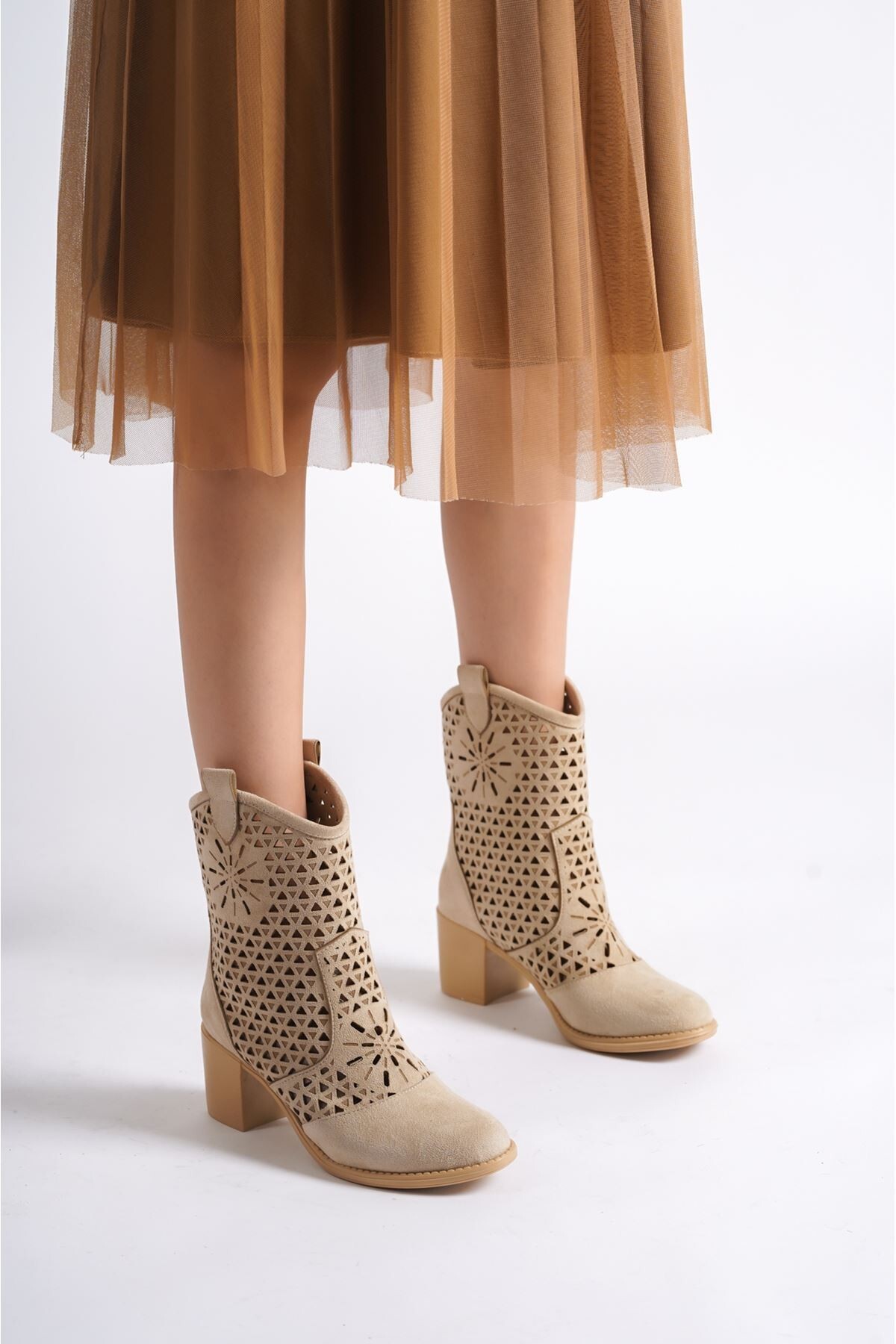 Lives Bej Süet Topuklu Bot