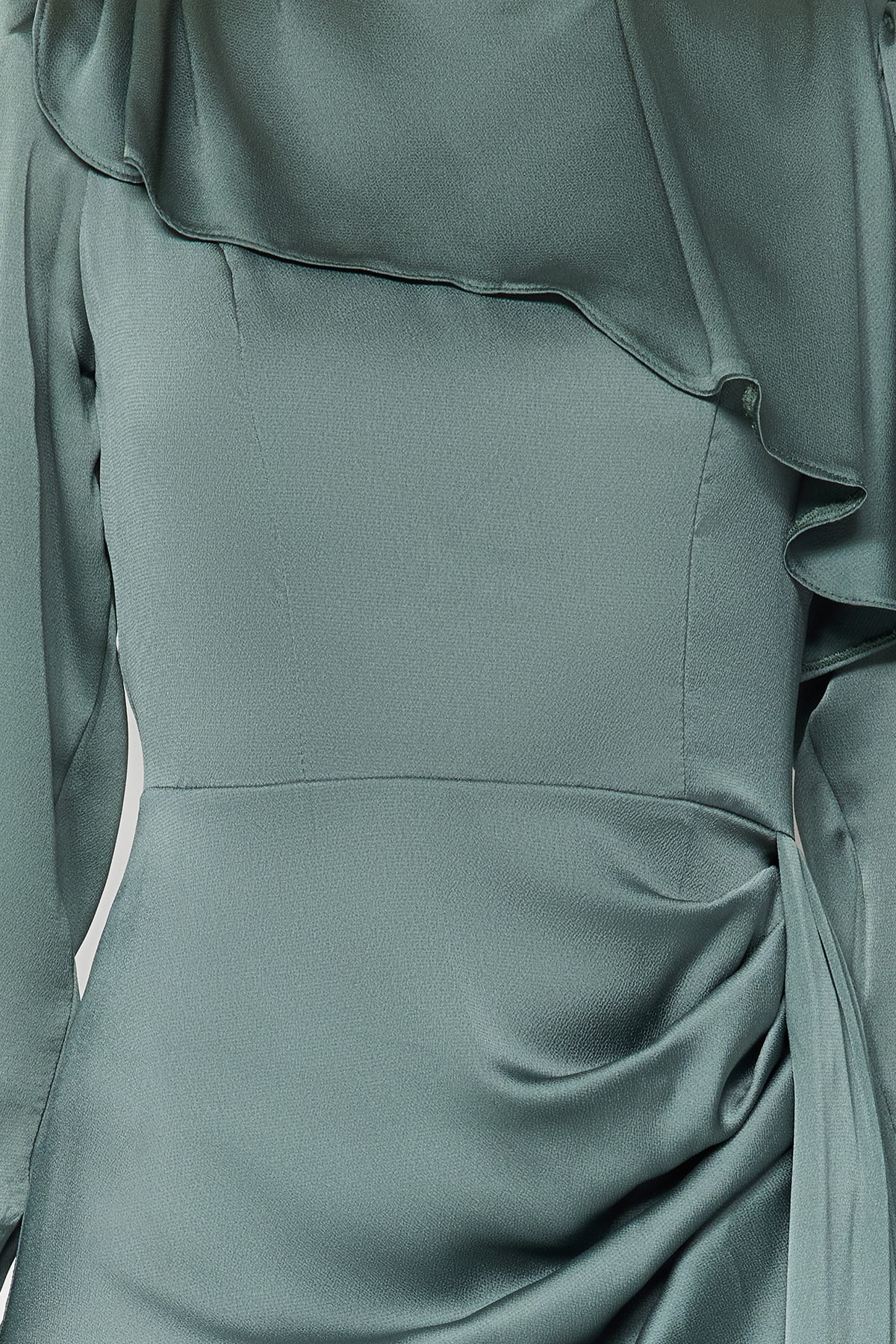 Trendyol Modest Mintfarbenes Satin-Abendkleid mit Schal-Detail TCTAW24DB00004