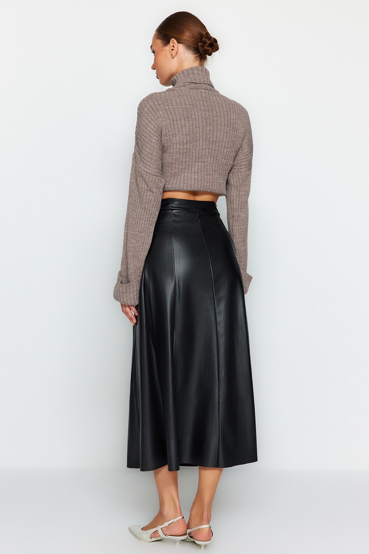 Trendyol Collection-Fustă maxi cu talie inalta neagră din imitatie piele TWOAW24ET00151 5
