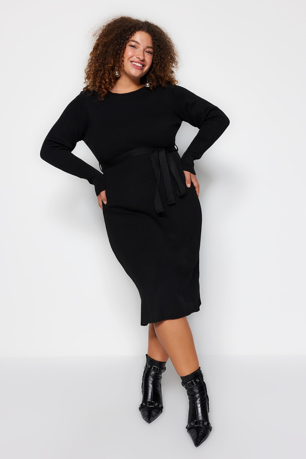 Trendyol Curve Damen Schwarz Große Größen In Kleid Basic Für - 3XL